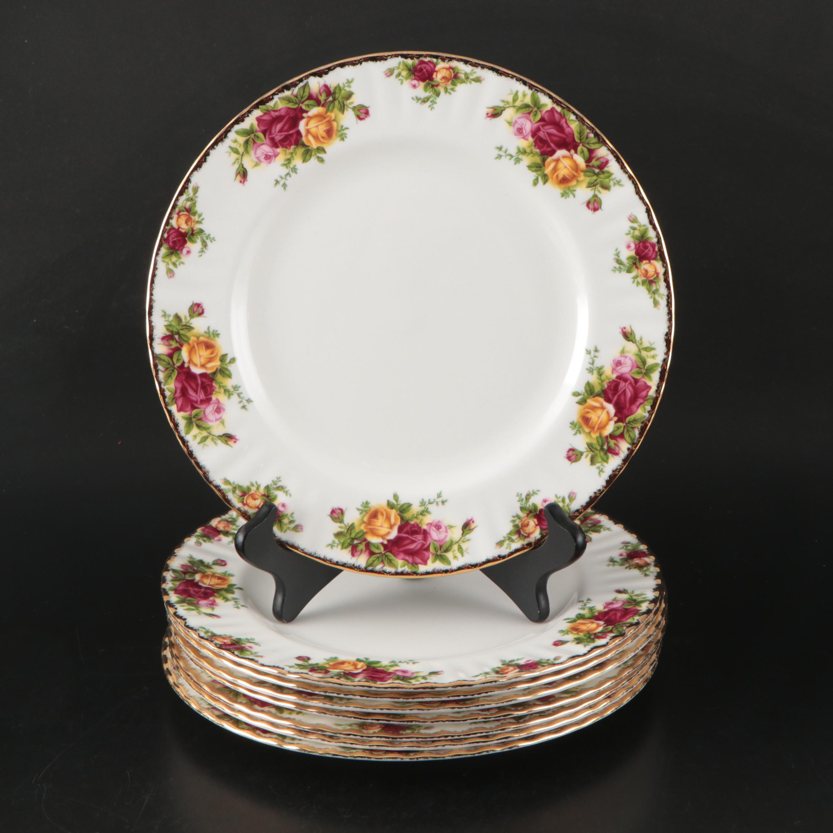 Royal Albert "Old Country Roses" Bone China Dinnerware, Late 20th C.