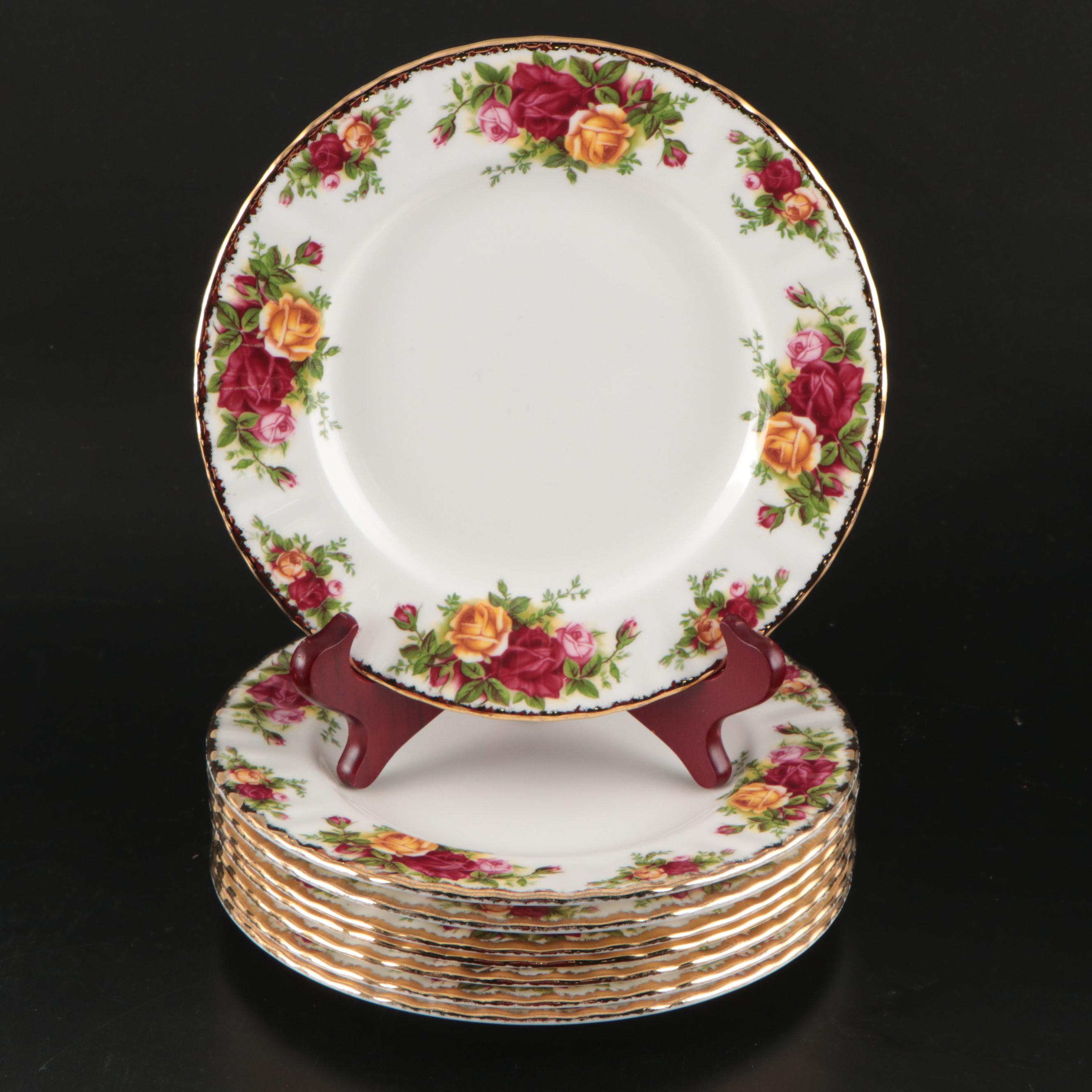Royal Albert "Old Country Roses" Bone China Dinnerware, Late 20th C.