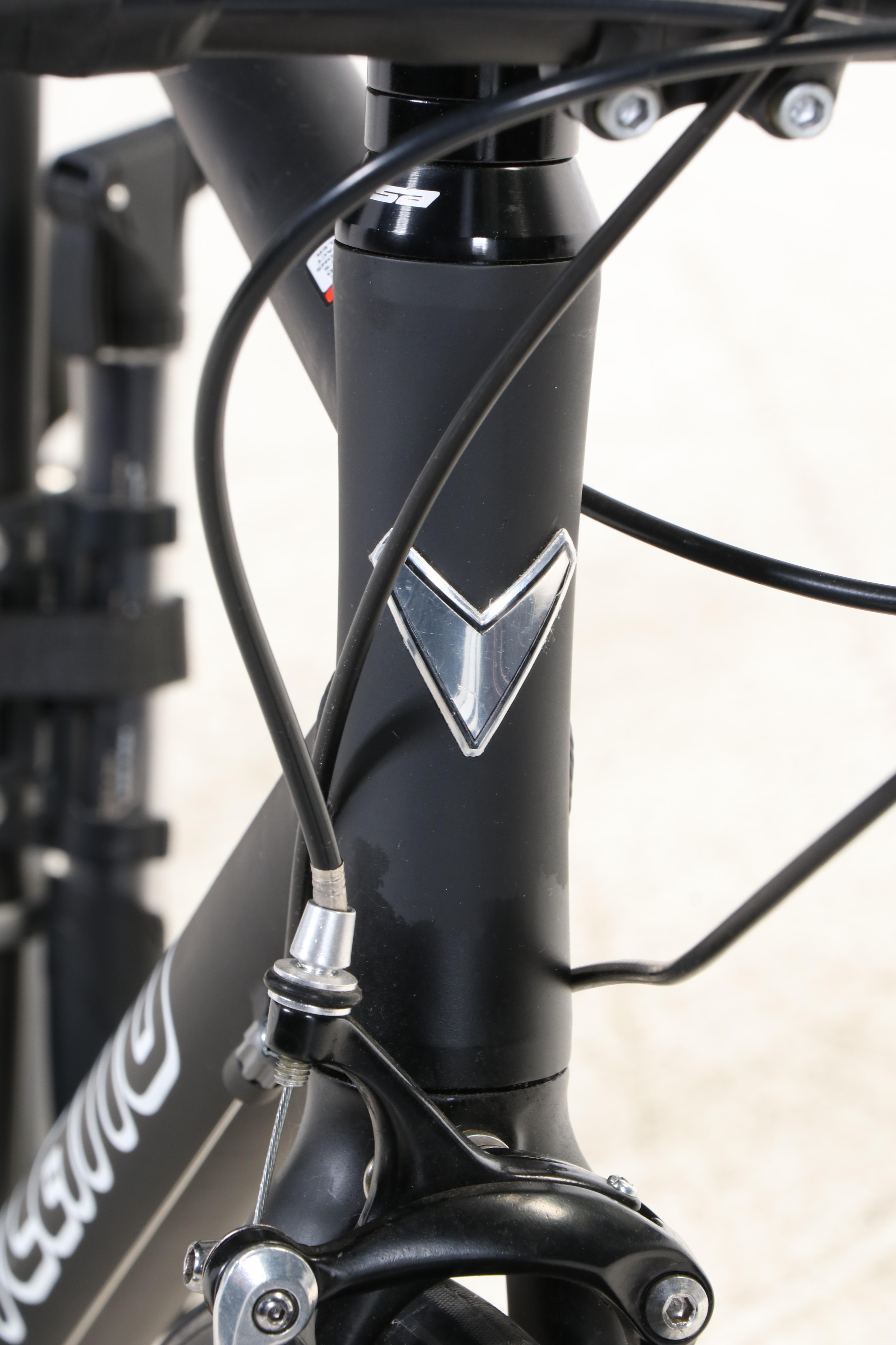 Vilano Matte Black Road Bicycle