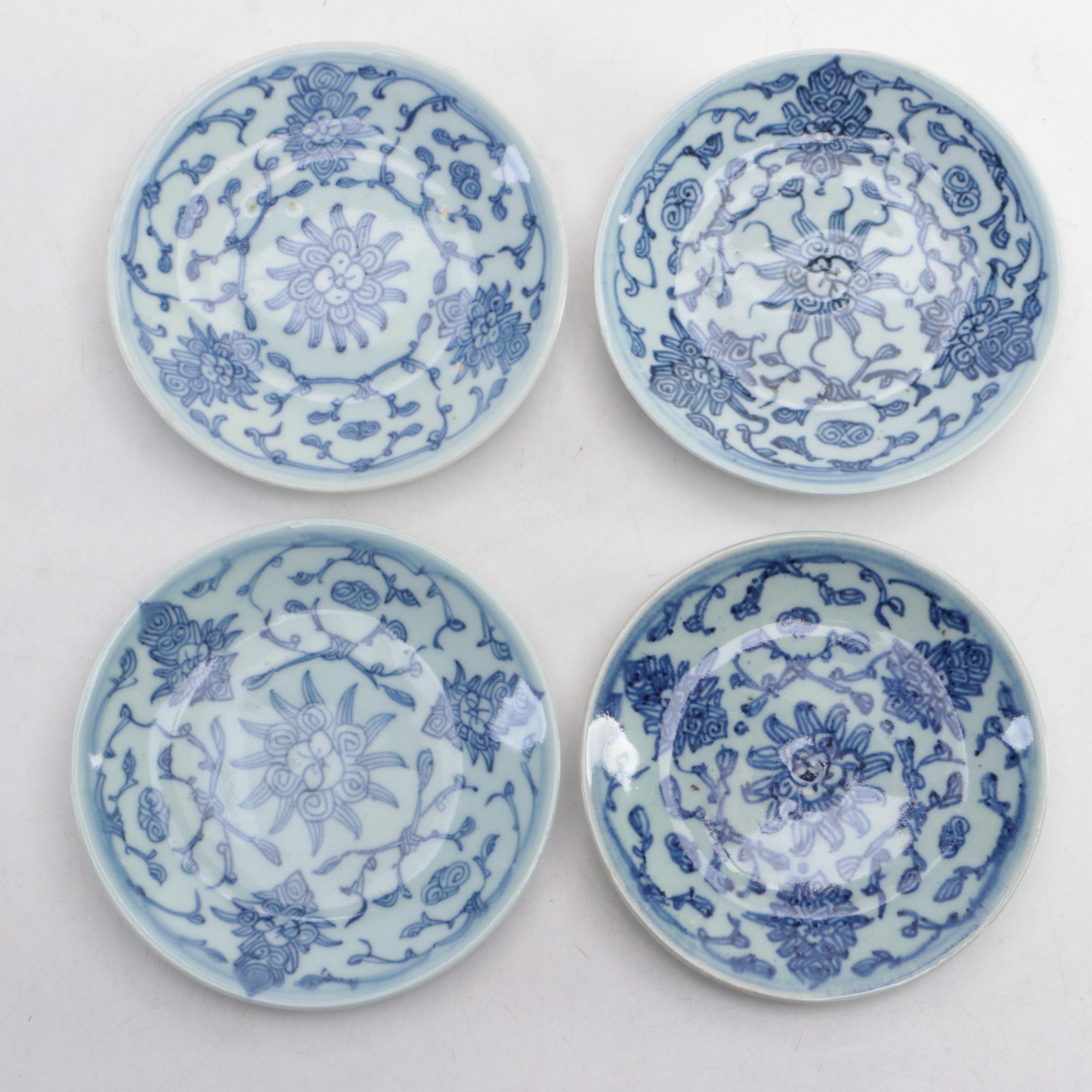 Chinese Hand-Painted Blue and White Porcelain Plates