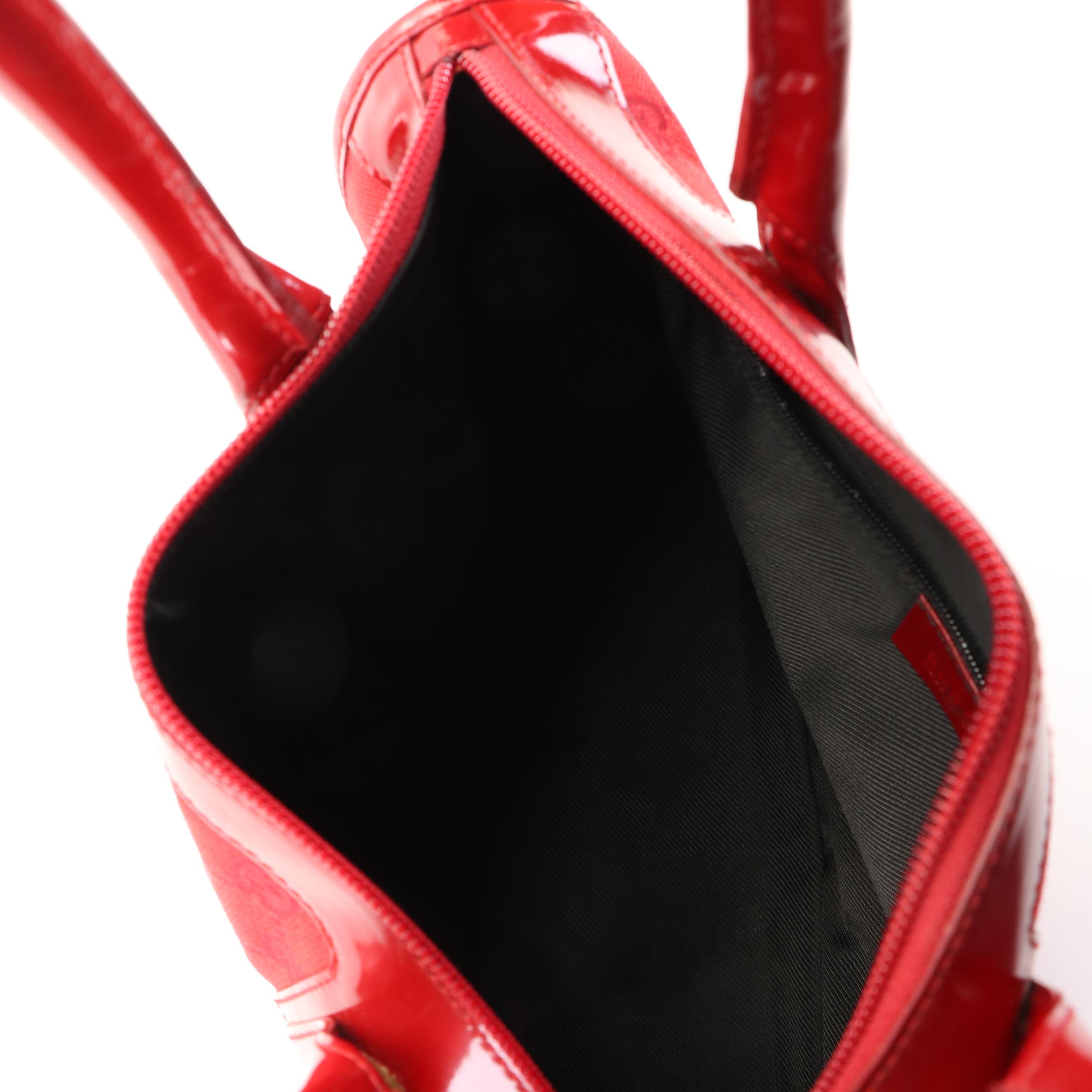 Gucci Top Handle Bag in Red Canvas and Patent Leather