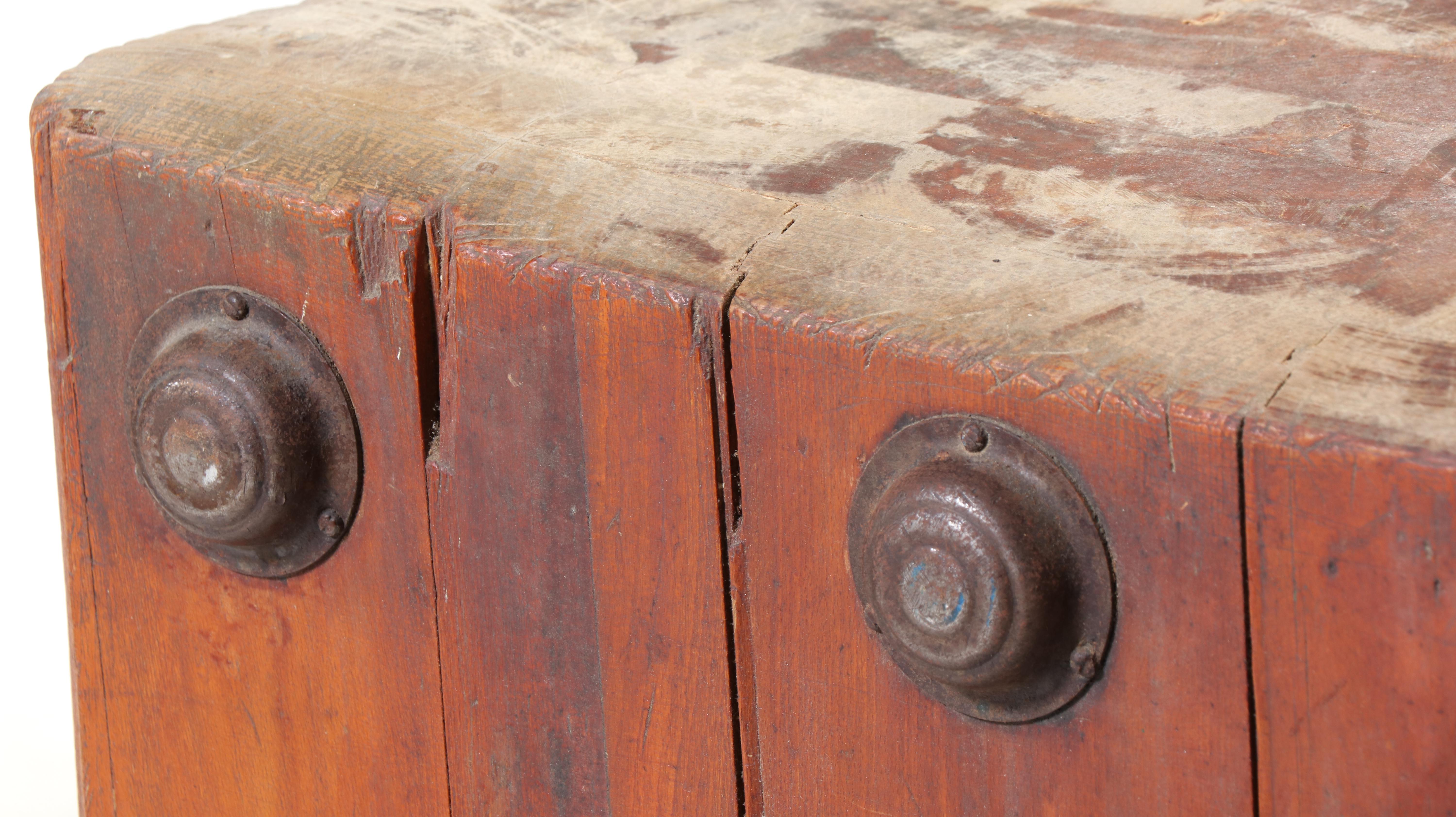 American Maple Butcher's Block Table, Early to Mid 20th Century