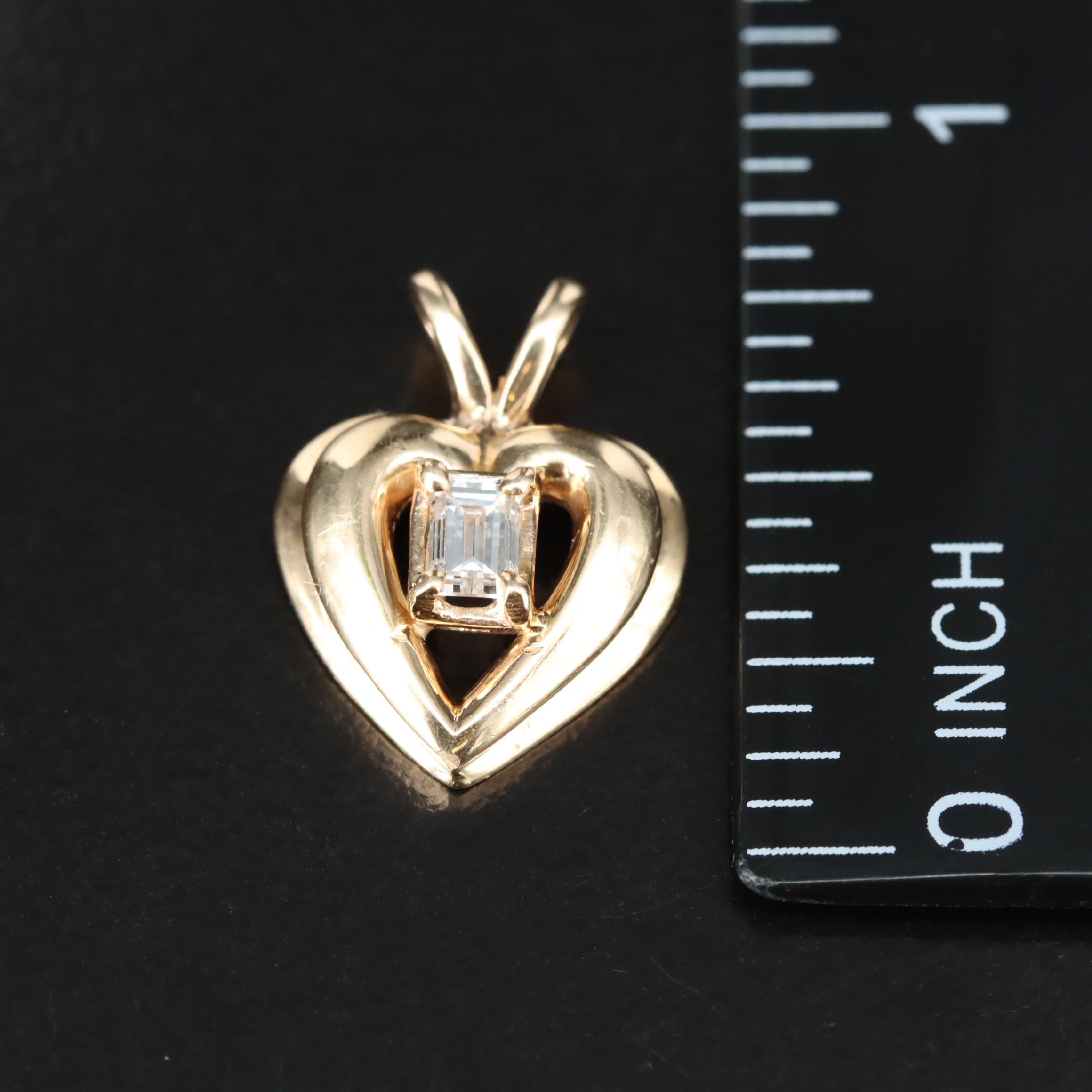14K 0.22 CT Diamond Solitaire Heart Pendant