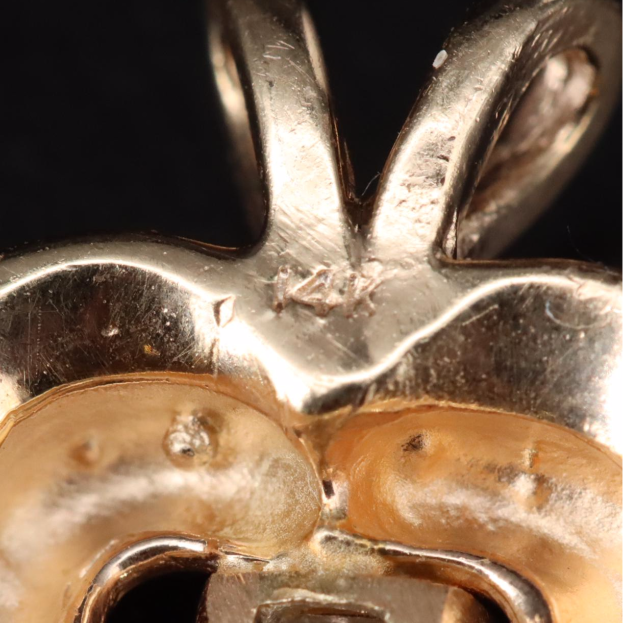 14K 0.22 CT Diamond Solitaire Heart Pendant