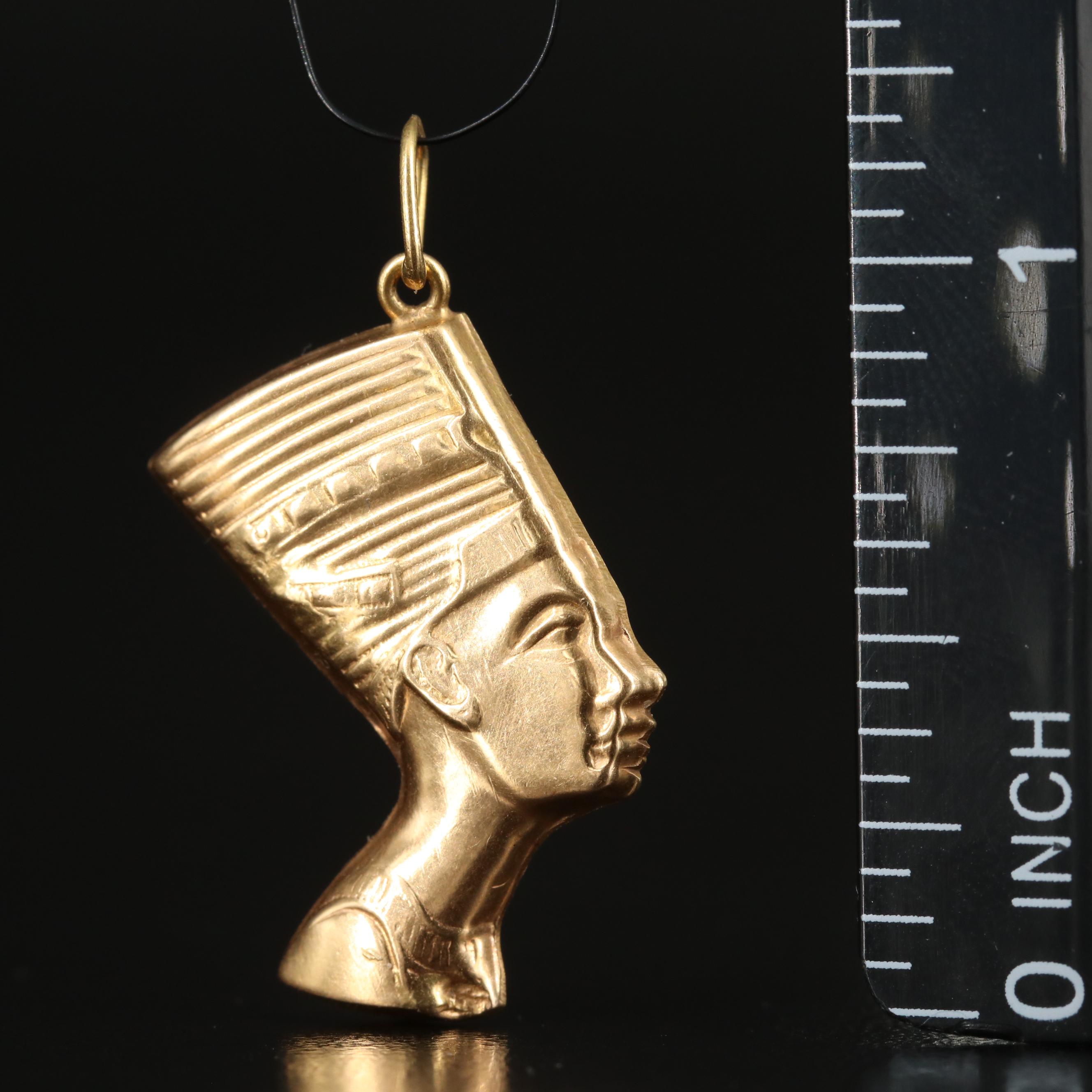 18K Nefertiti Pendant