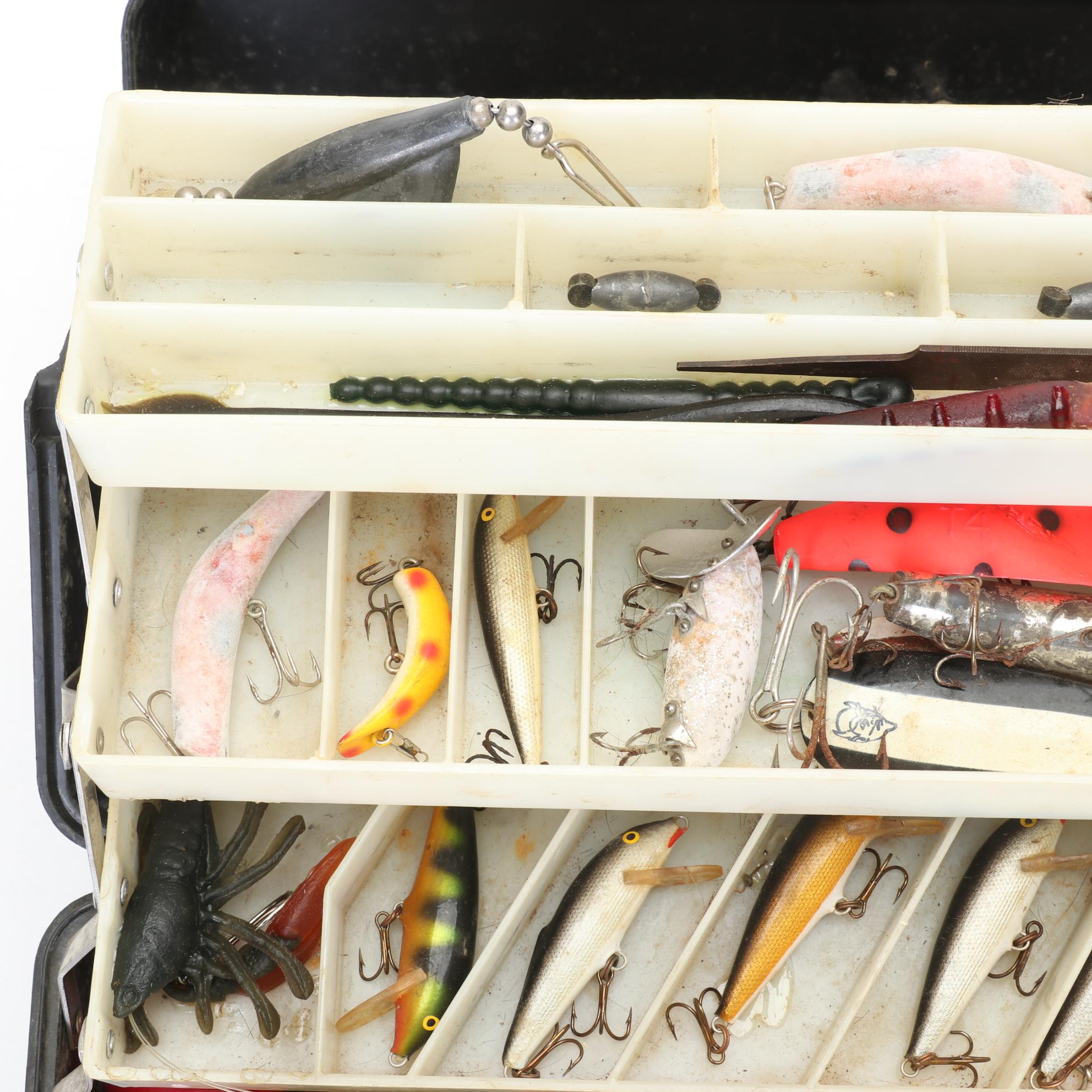 Vintage Plastic Fishing Tackle Box with a Variety of Lures, late 20th