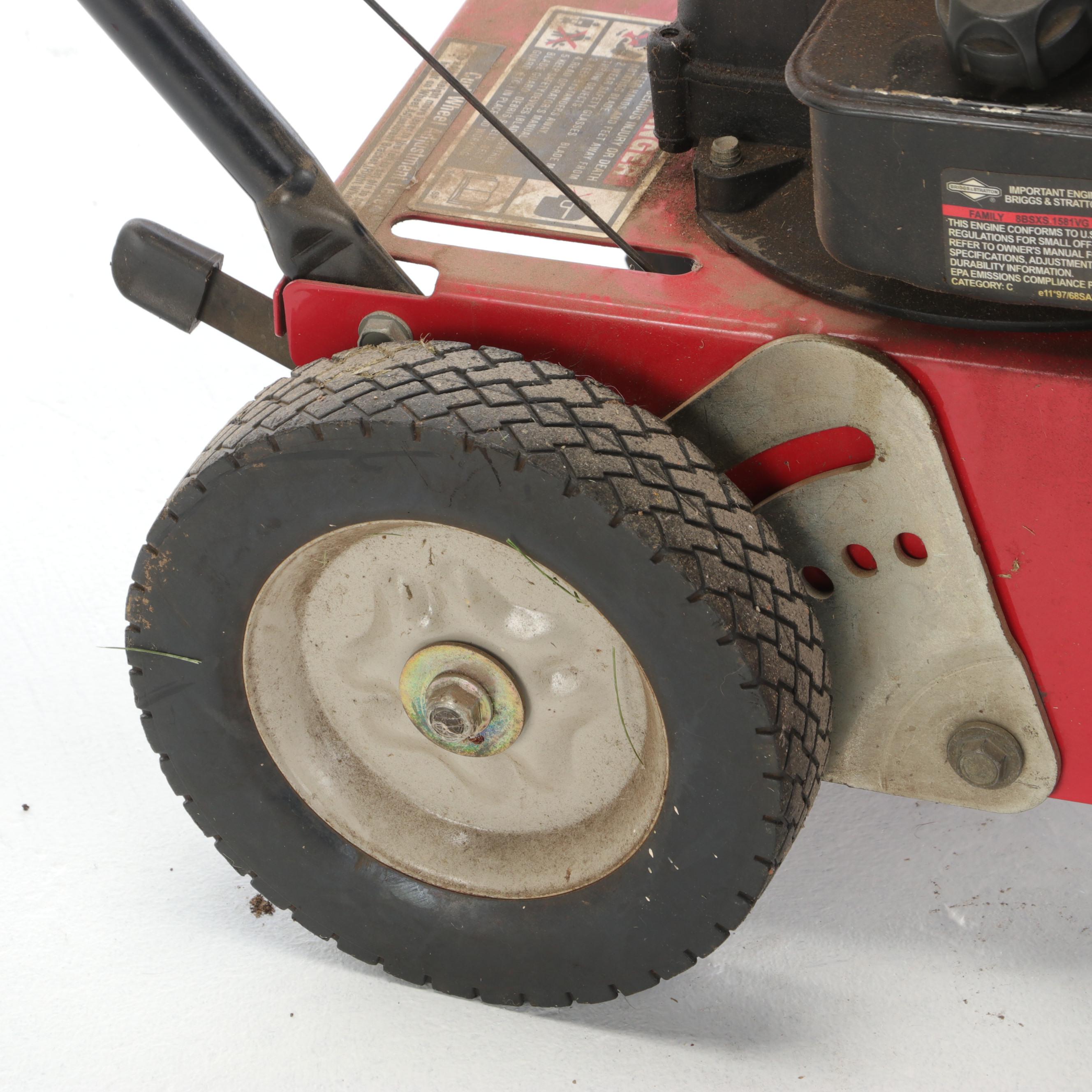 Troy-Bilt 9" Lawn Edger