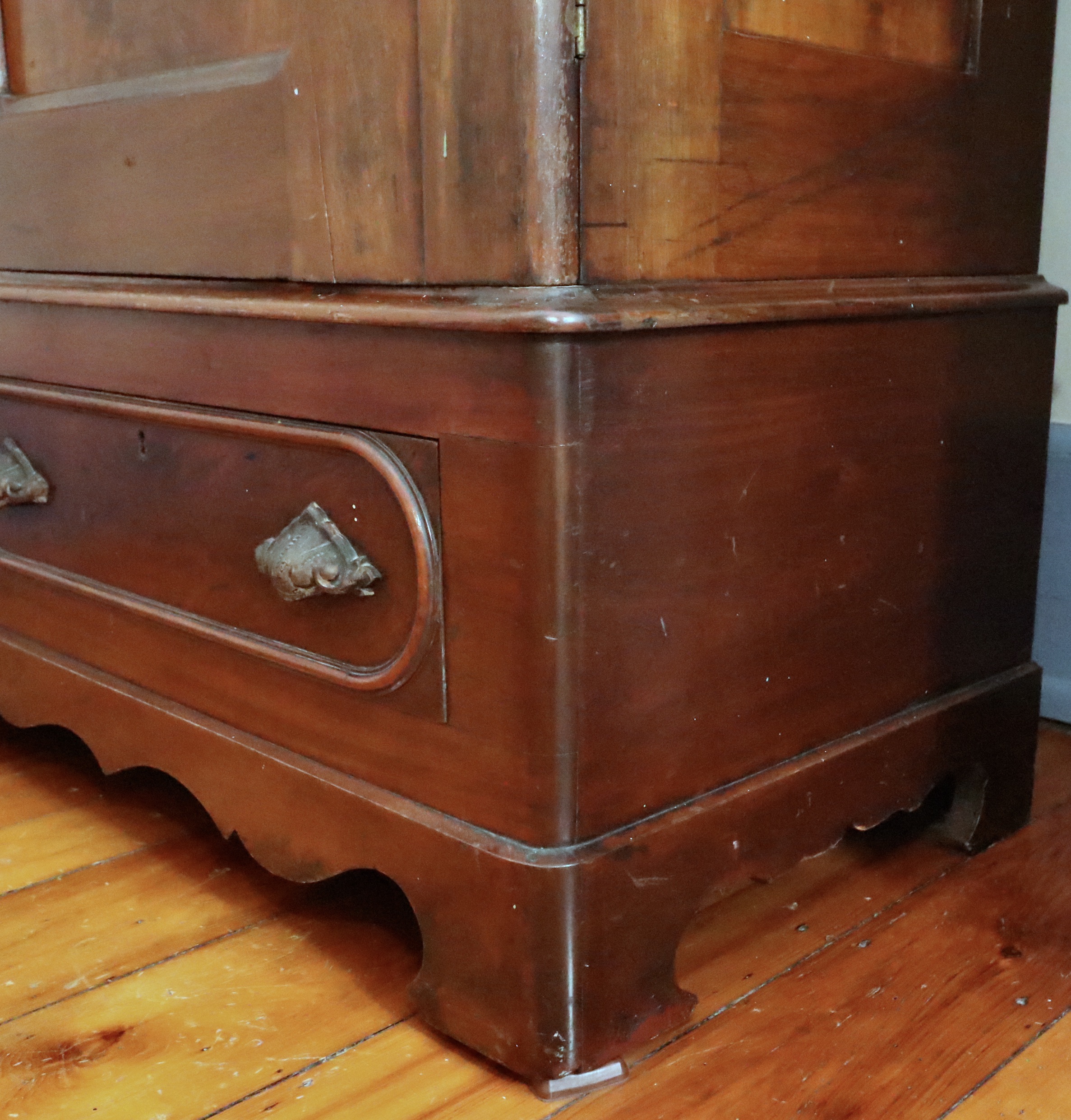 Victorian Rococo Revival Walnut Knockdown Wardrobe, Mid-19th Century