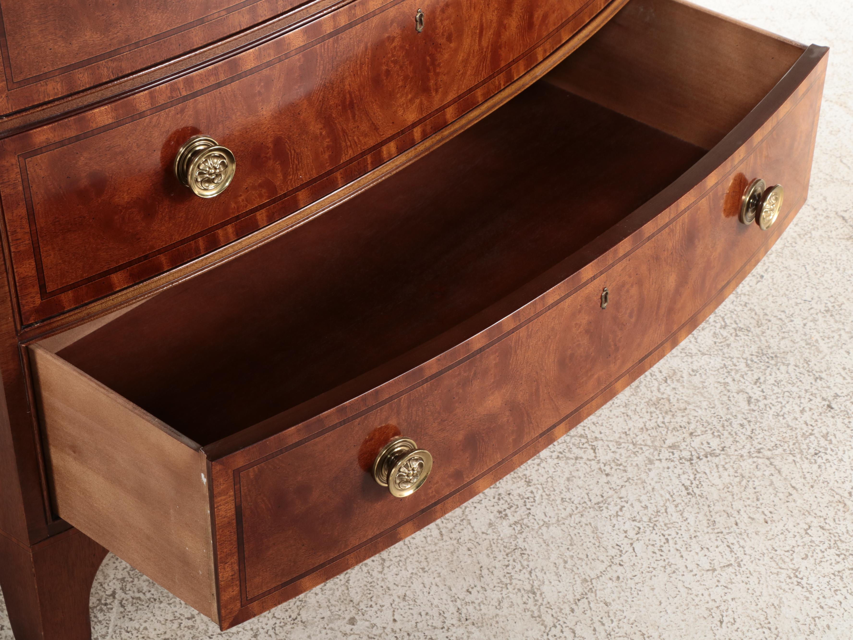 Henredon "Aston Court" Mahogany and Crossbanded Four-Drawer Bowfront Chest