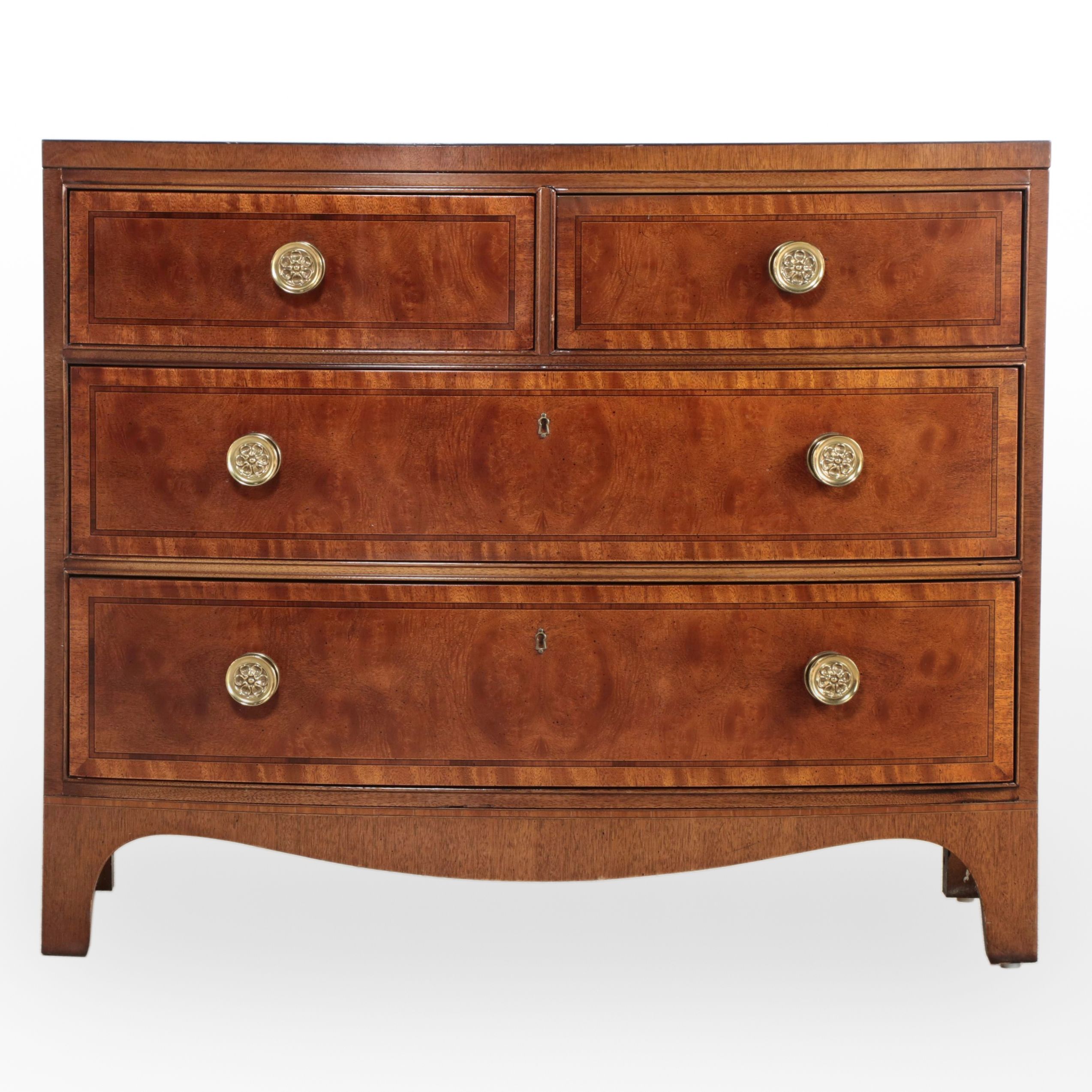 Henredon "Aston Court" Mahogany and Crossbanded Four-Drawer Bowfront Chest