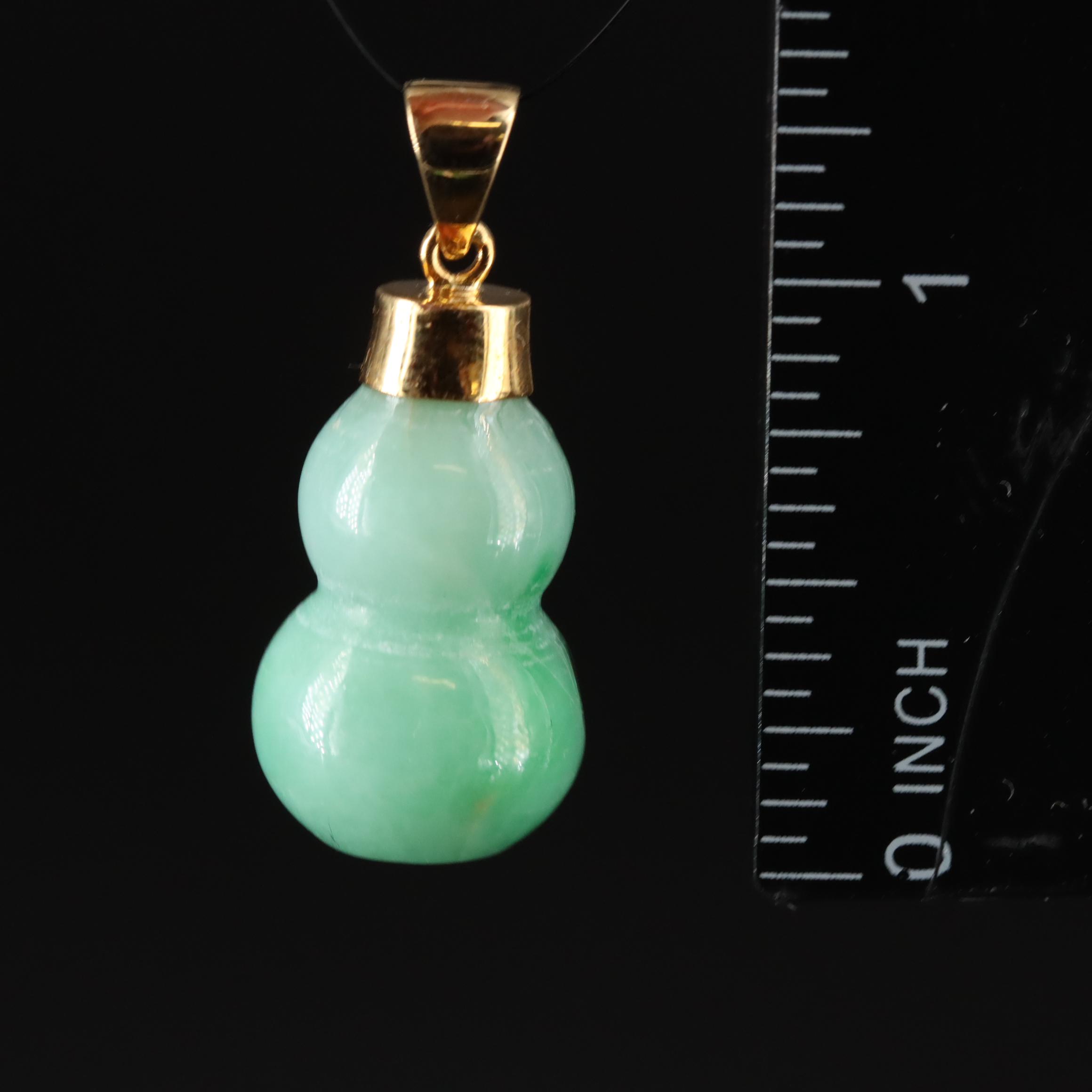 18K Jadeite Carved Gourd Pendant