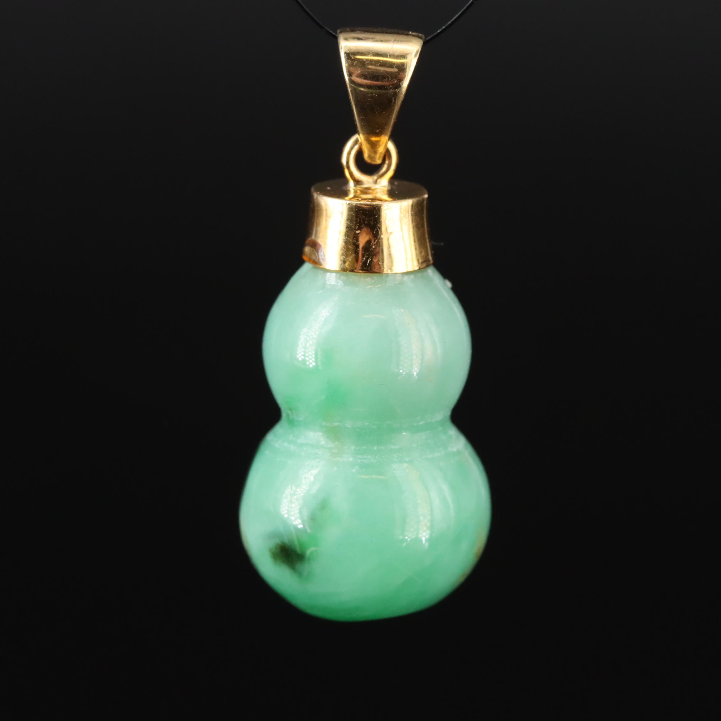 18K Jadeite Carved Gourd Pendant