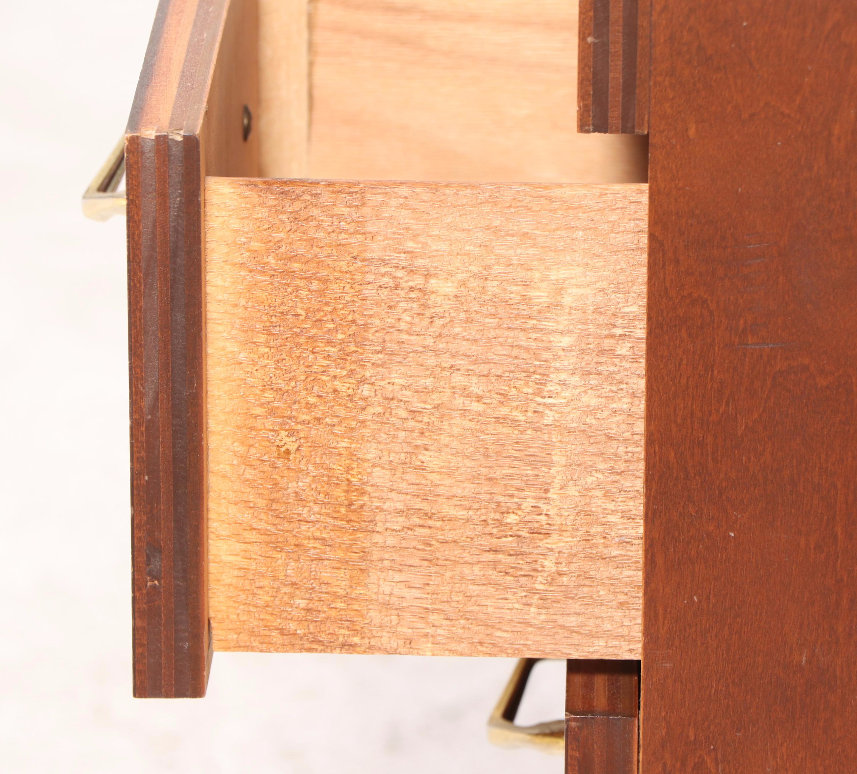 Singer Touch & Sew Model 600E Machine With Folding Cabinet, Mid-20th Century