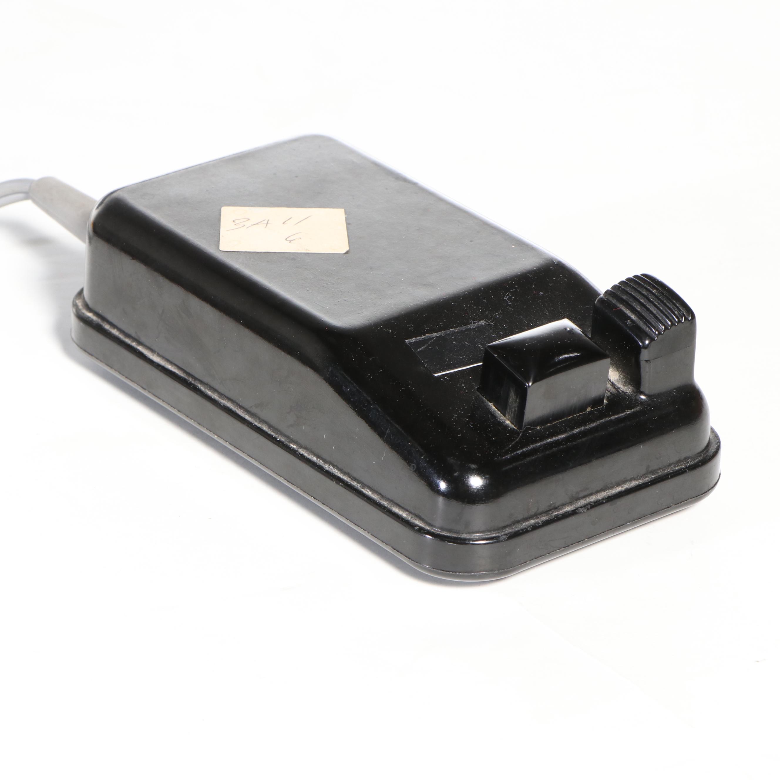 Singer Touch & Sew Model 600E Machine With Folding Cabinet, Mid-20th Century