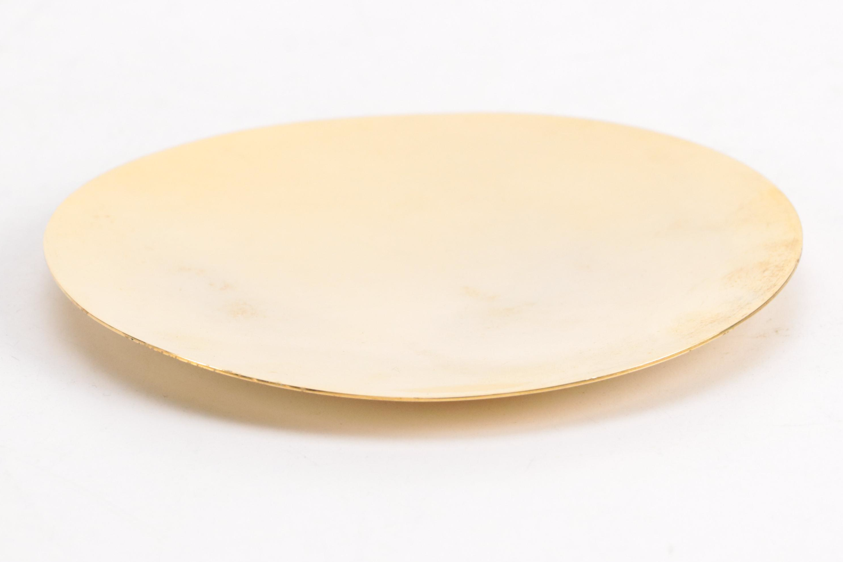 Embossed Metal Holy Grail Model Relic with Case