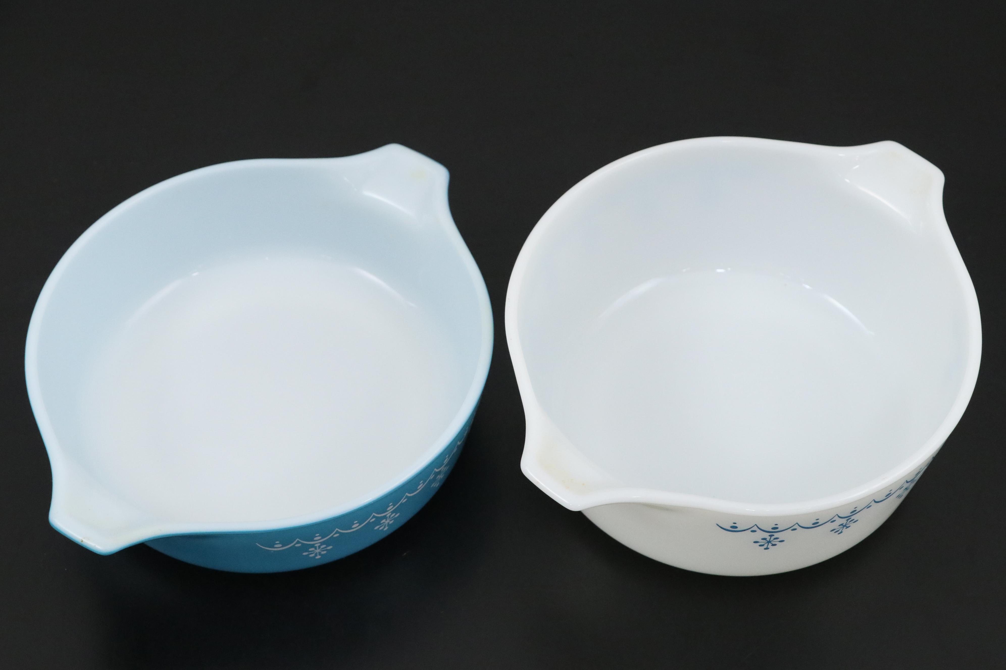 Pyrex "Snowflake Blue" Milk Glass Mixing Bowls, Mid to Late 20th Century