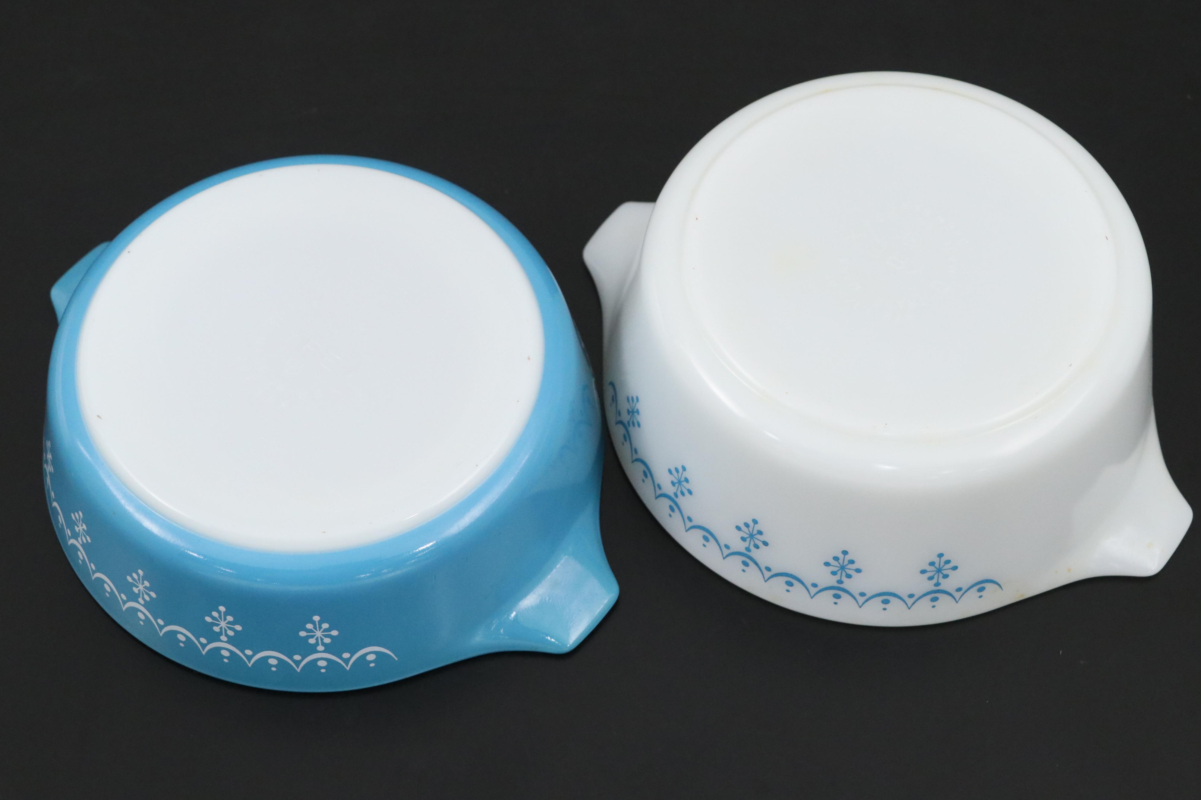 Pyrex "Snowflake Blue" Milk Glass Mixing Bowls, Mid to Late 20th Century