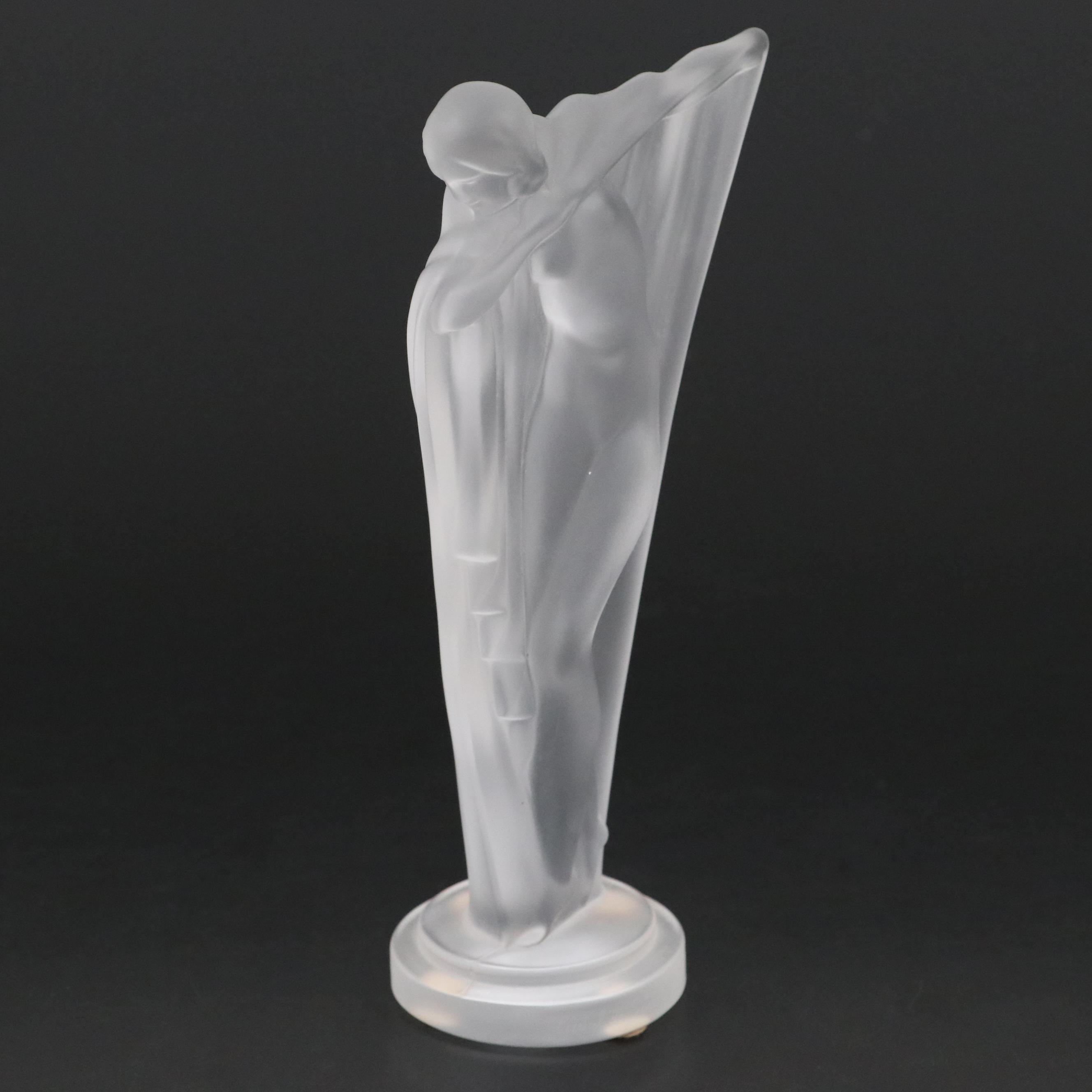 Cristal de Sèvres Art Deco Frosted Crystal Figurine After Lucille Sevin