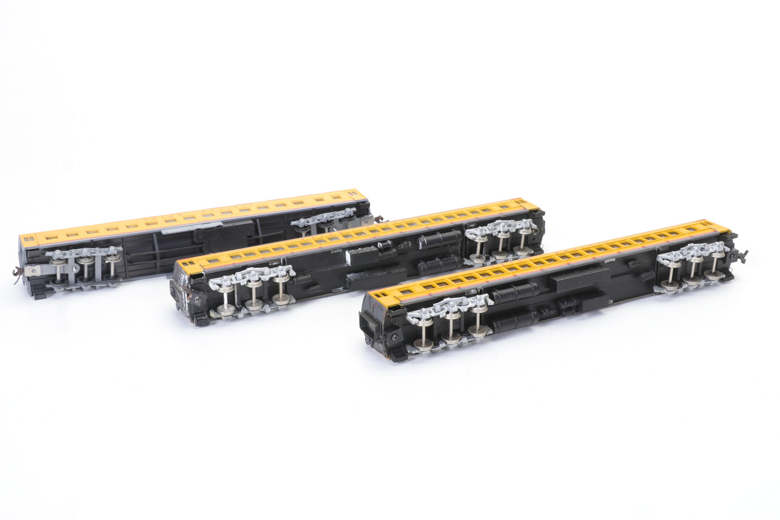 HO Scale Union Pacific Model Train Set with Life-Like Diesel Locomotive