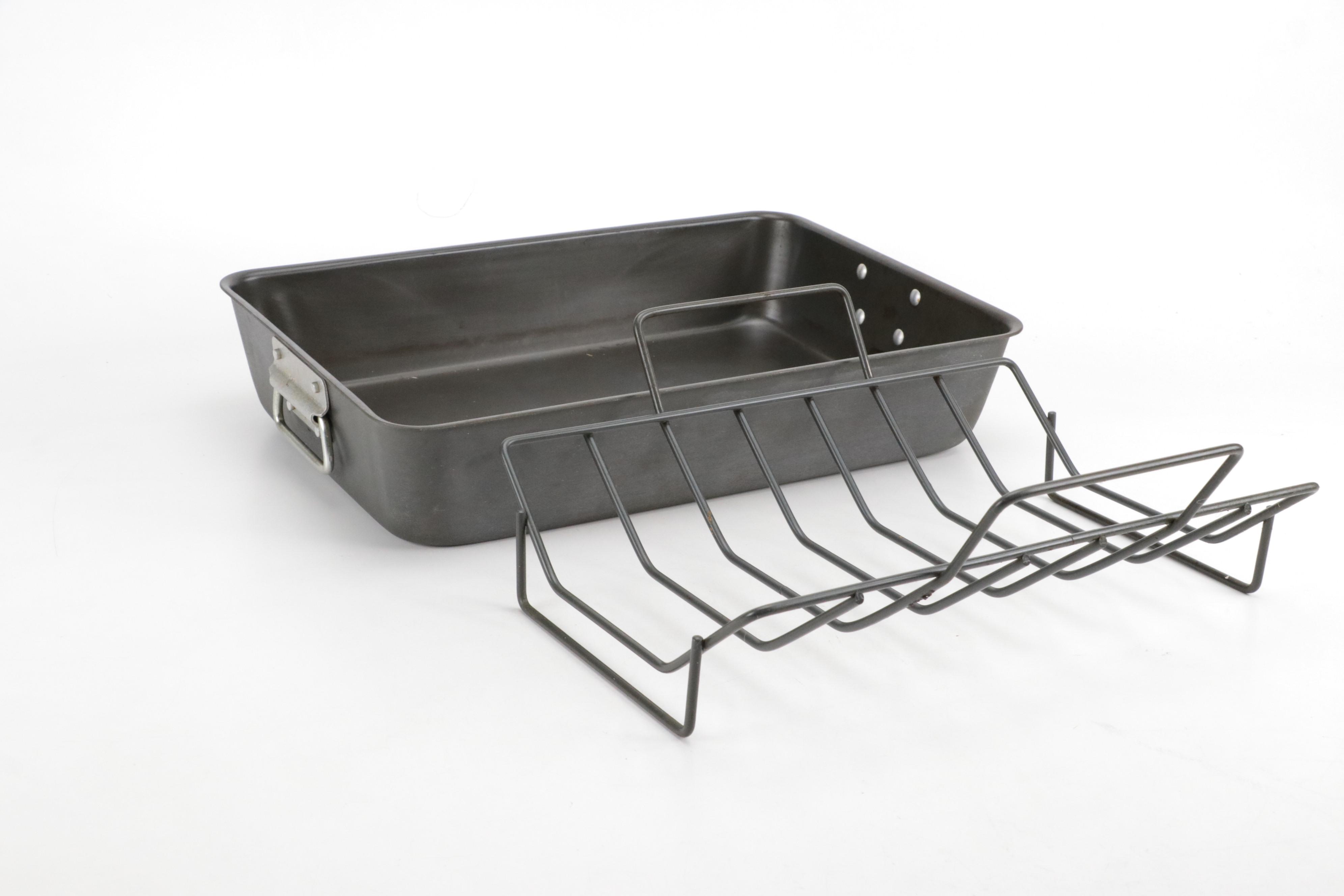 Lodge Cast Iron Skillets, Pan Waffle Maker, Flint Knife Block With Set