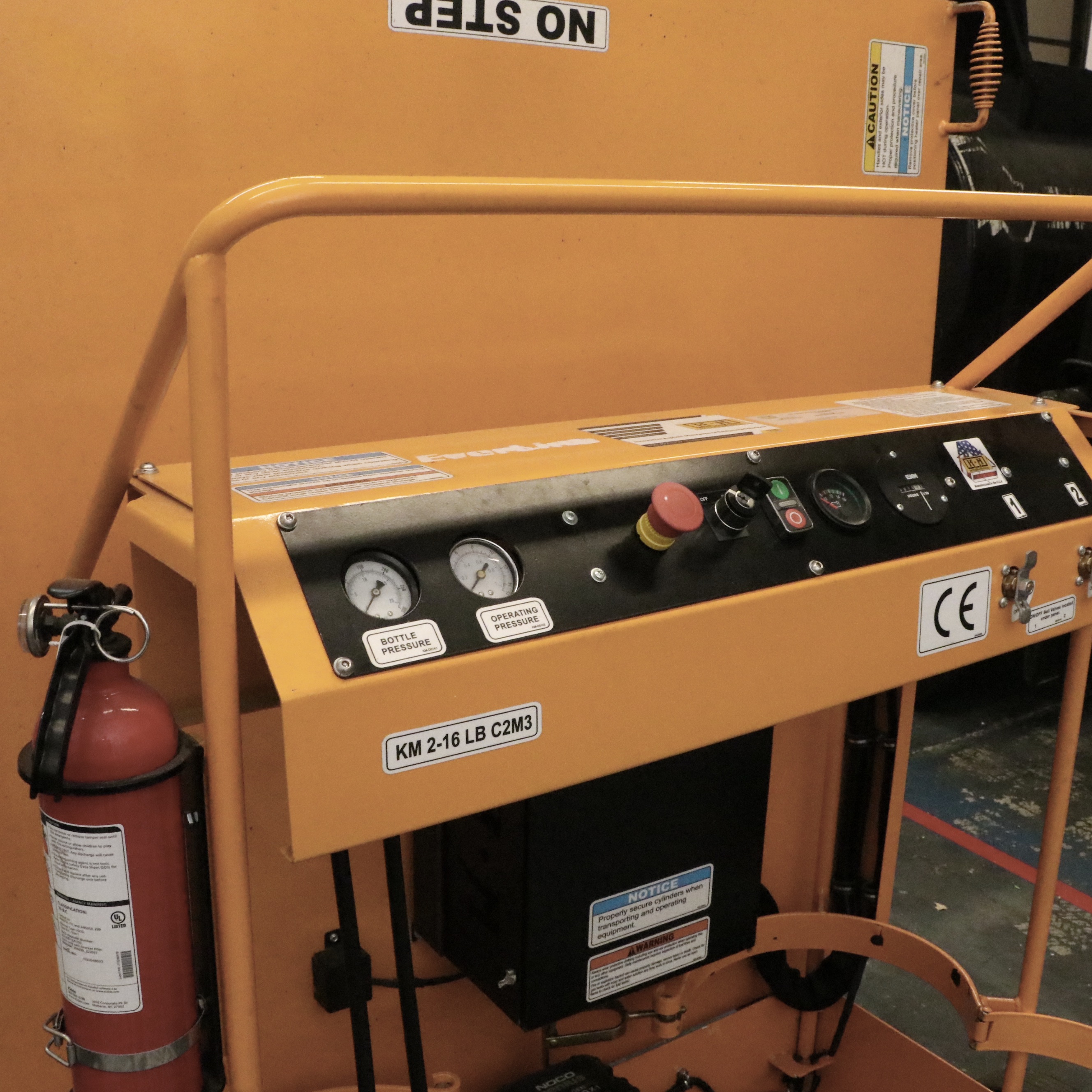 K.M International Portable Infrared Asphalt Heater with Folding Design