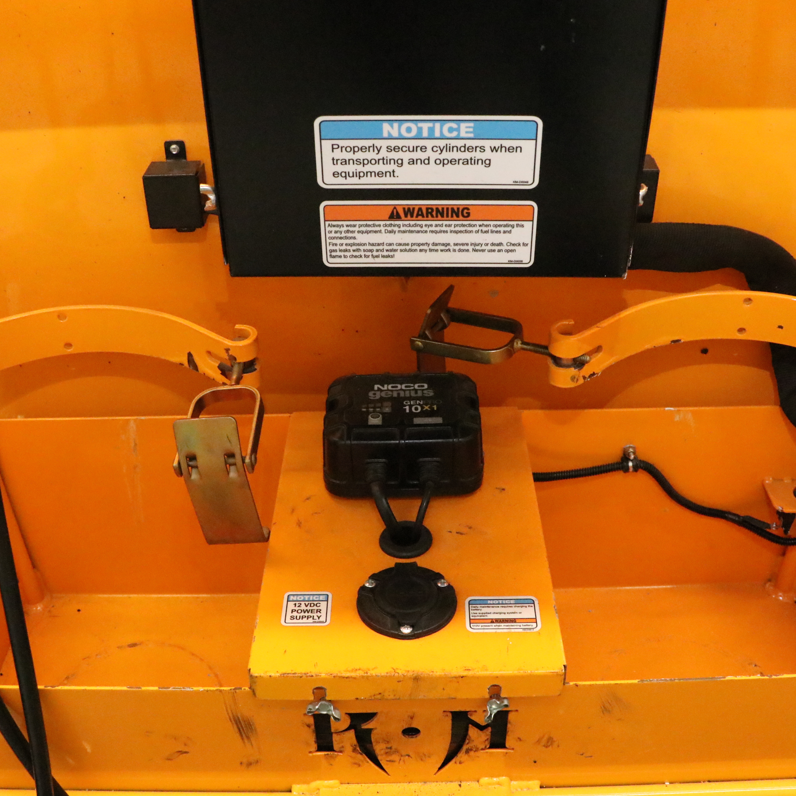 K.M International Portable Infrared Asphalt Heater with Folding Design