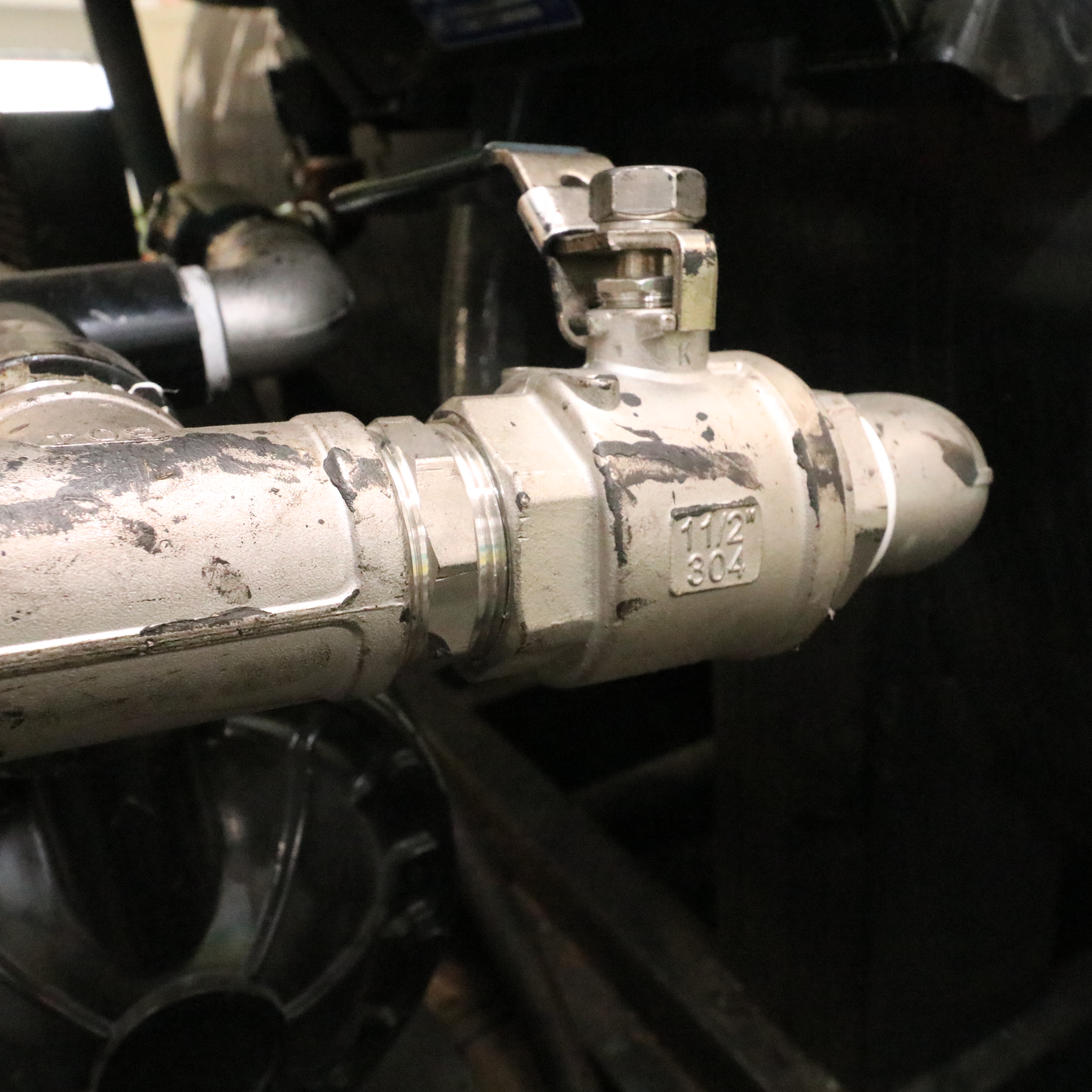 AirBoss 300 Air-Operated Hydraulic System with Trailer [7NRBU1428NF008539]