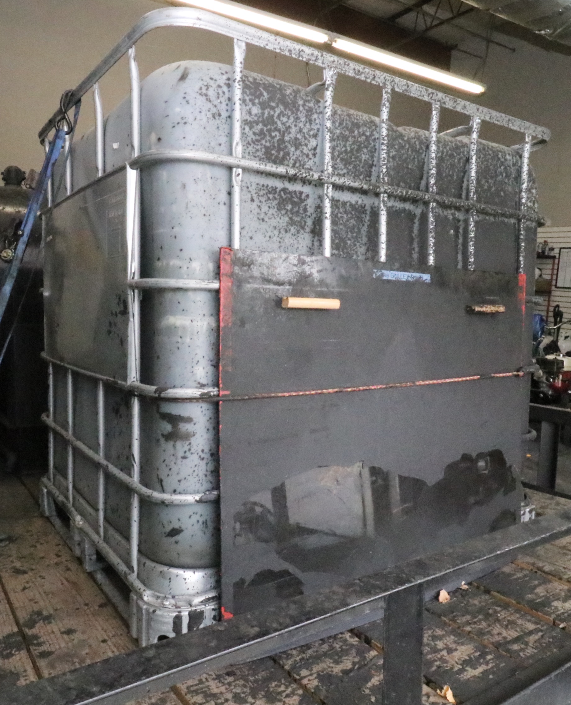 AirBoss 300 Air-Operated Hydraulic System with Trailer [7NRBU1428NF008539]