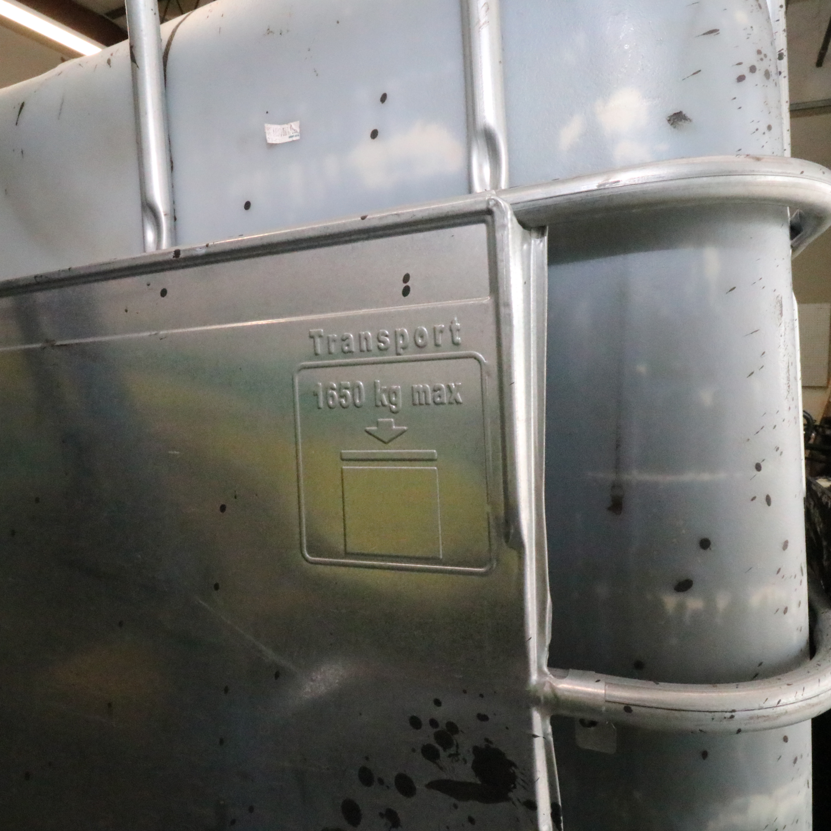 AirBoss 300 Air-Operated Hydraulic System with Trailer [7NRBU1428NF008539]