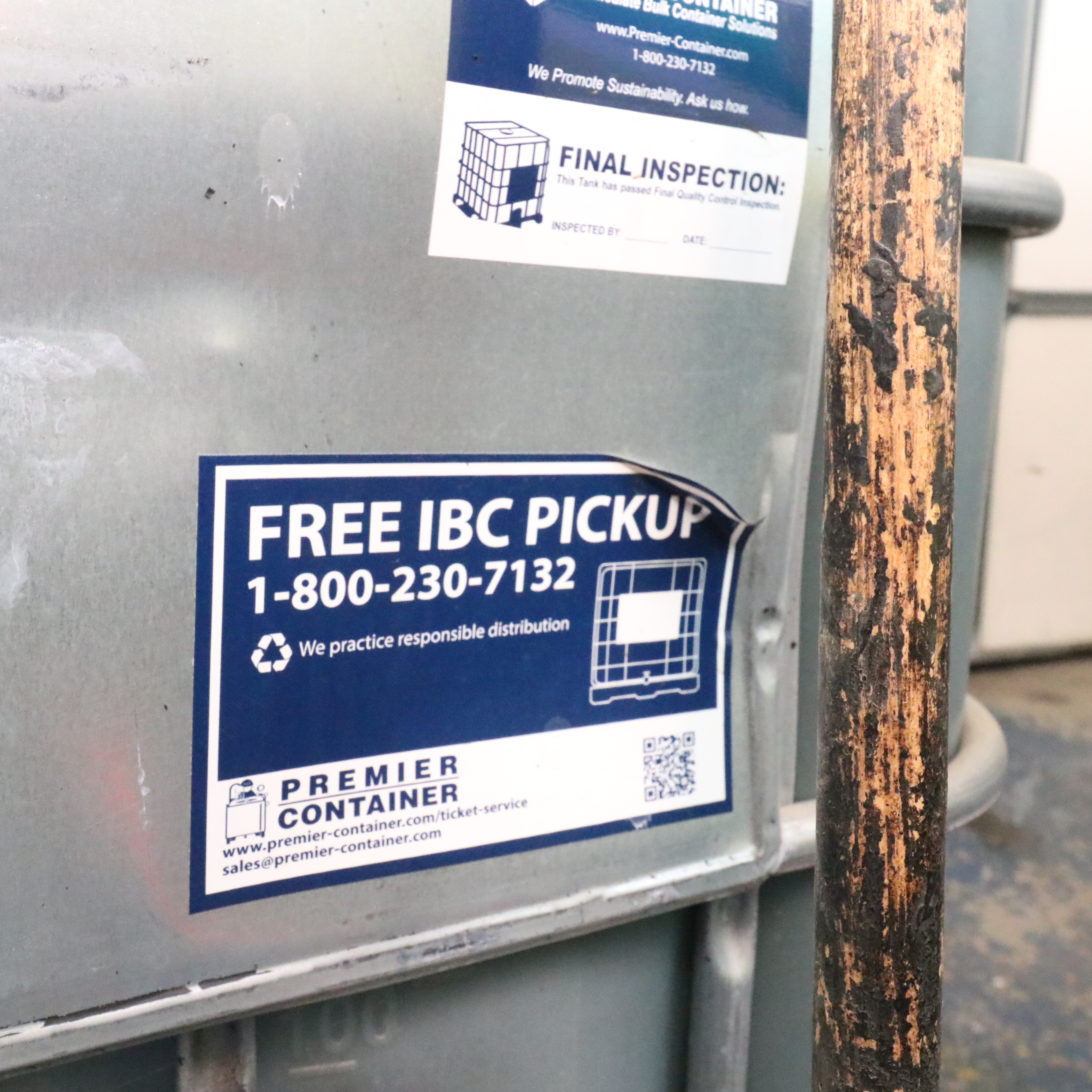 AirBoss 300 Air-Operated Hydraulic System with Trailer [7NRBU1428NF008539]