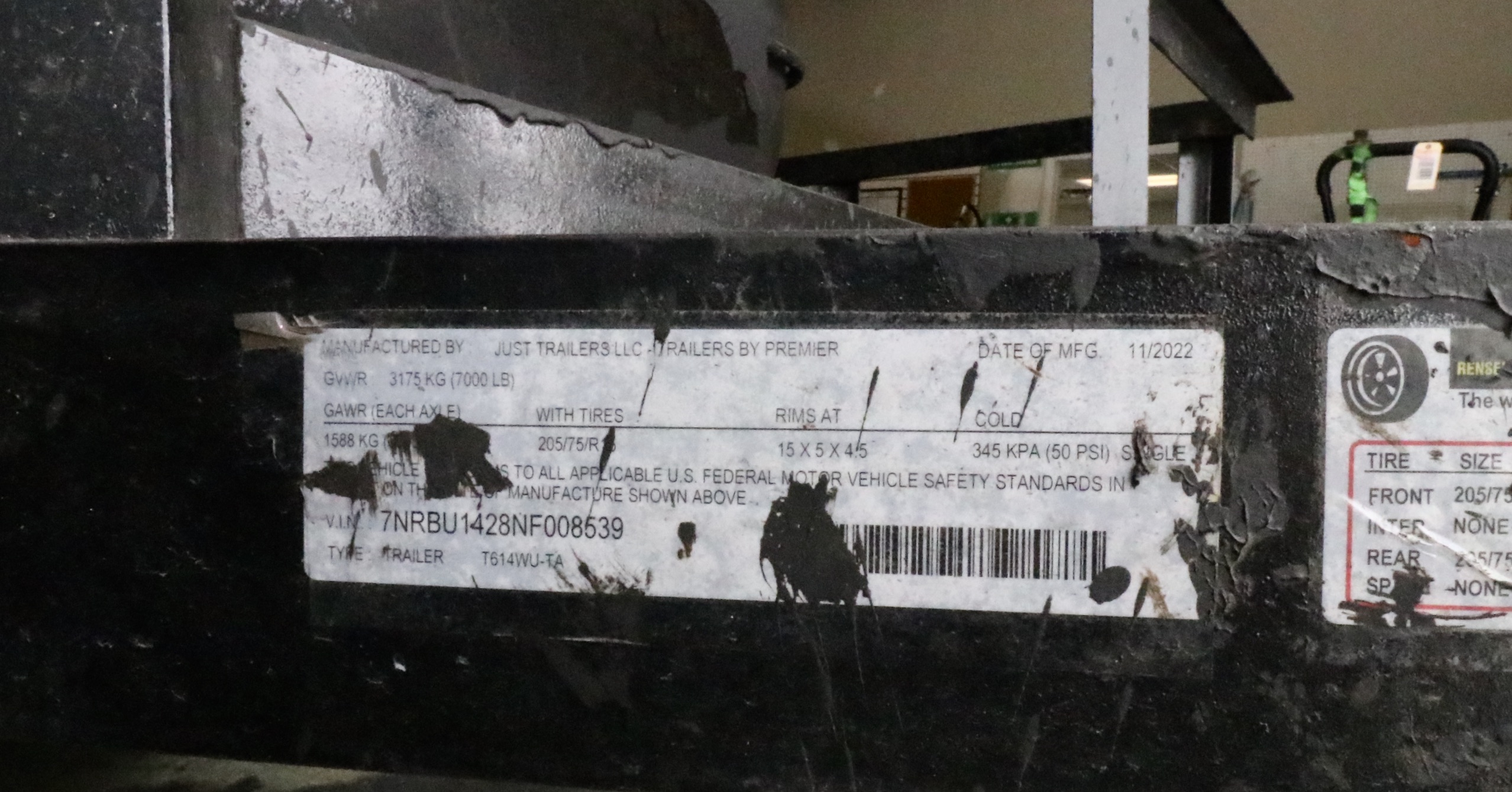 AirBoss 300 Air-Operated Hydraulic System with Trailer [7NRBU1428NF008539]