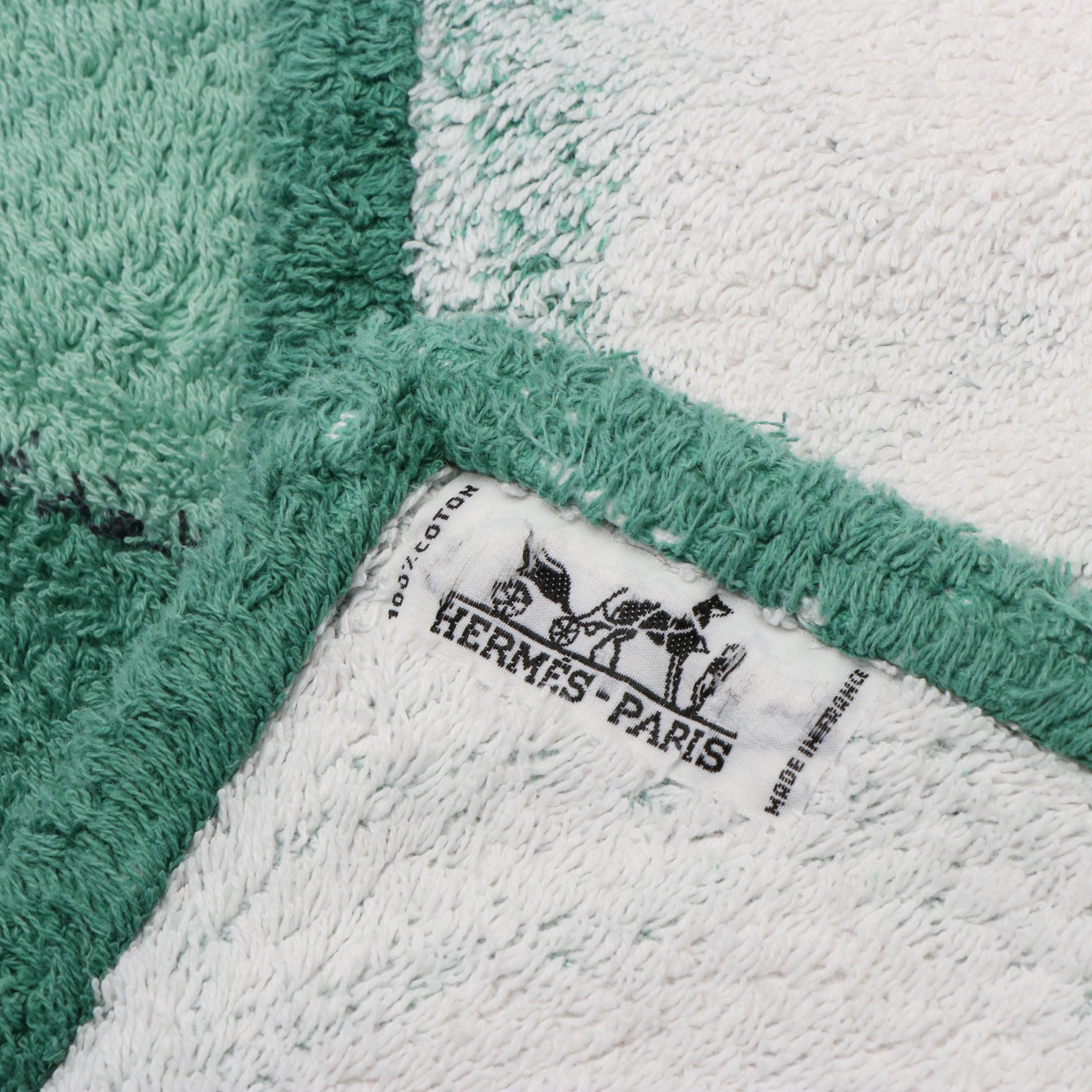 Hermès "Hermès - Paris" Ocean Liner Pink and Green Terry Cloth Beach Towel