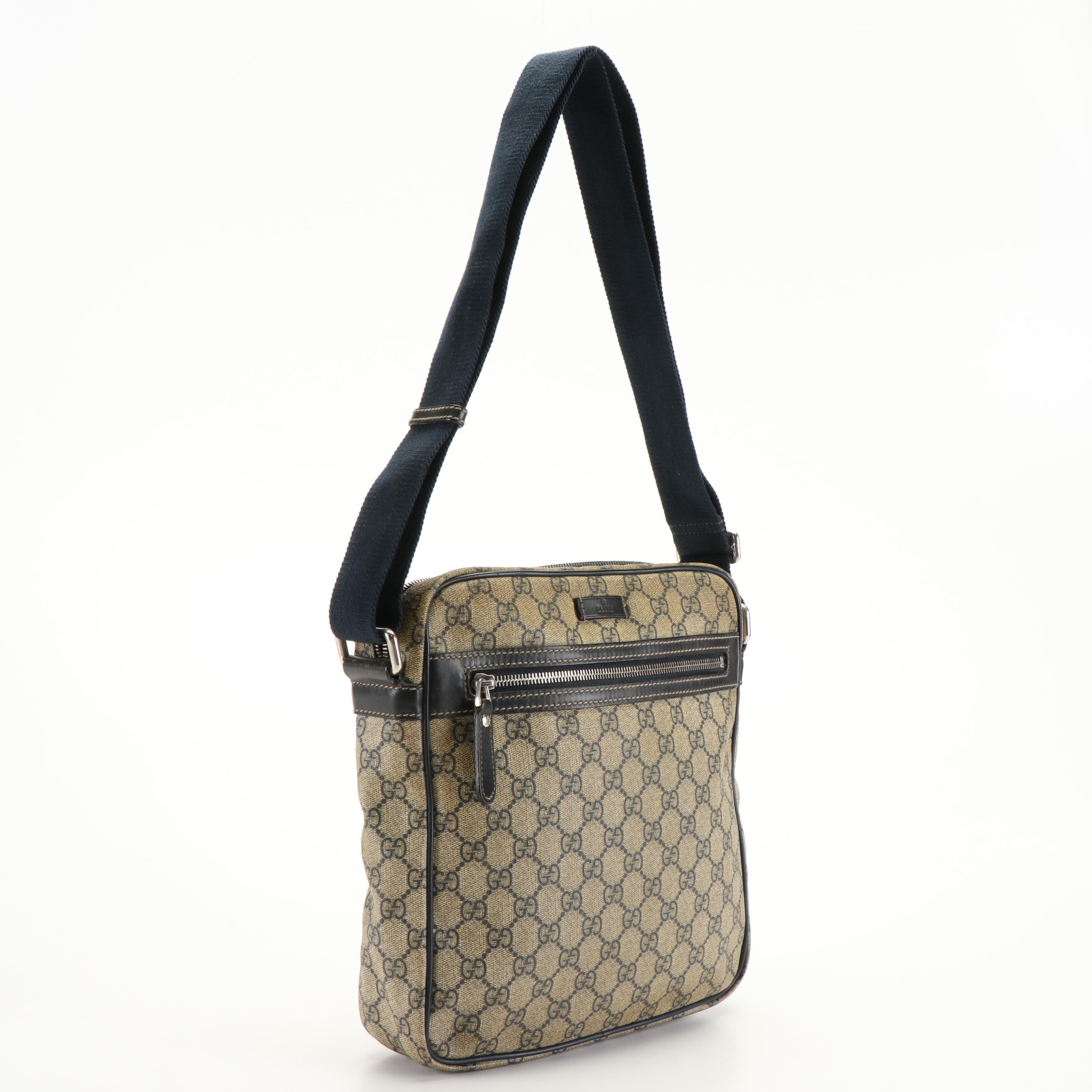 Gucci Selleria GG Supreme Monogram Messenger Bag