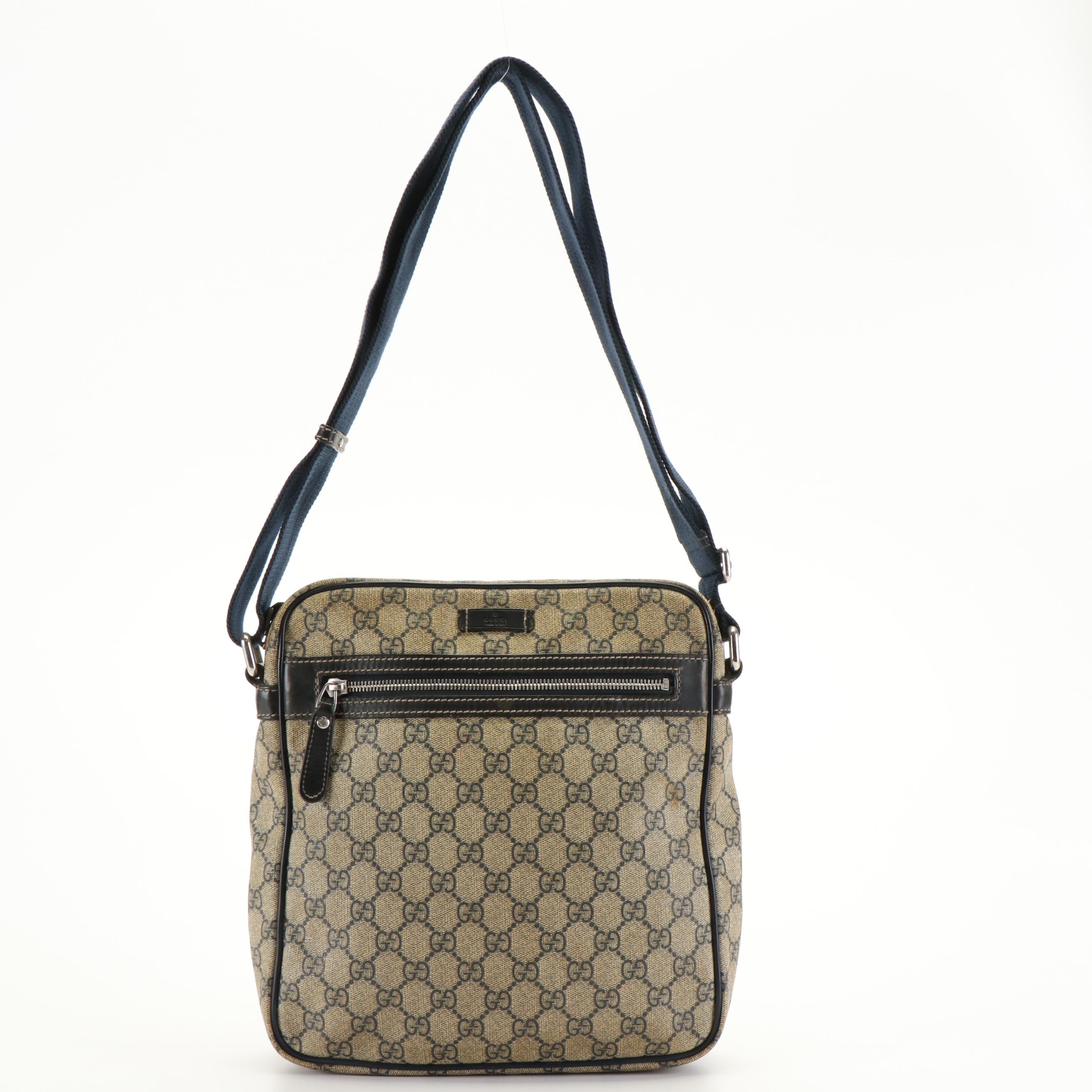 Gucci Selleria GG Supreme Monogram Messenger Bag