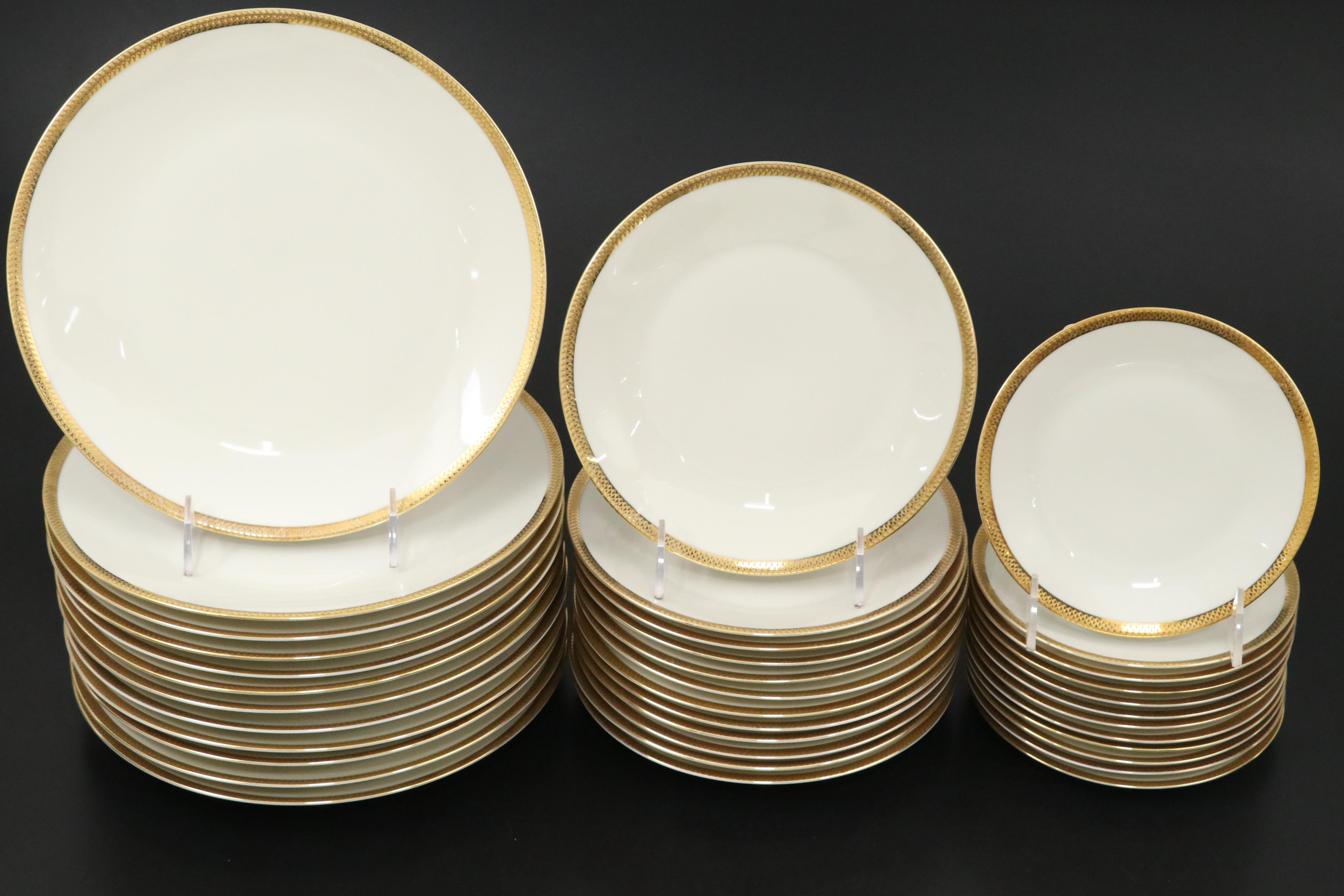 Rosenthal "Avante Garde" Porcelain Dinnerware, 1958-1959