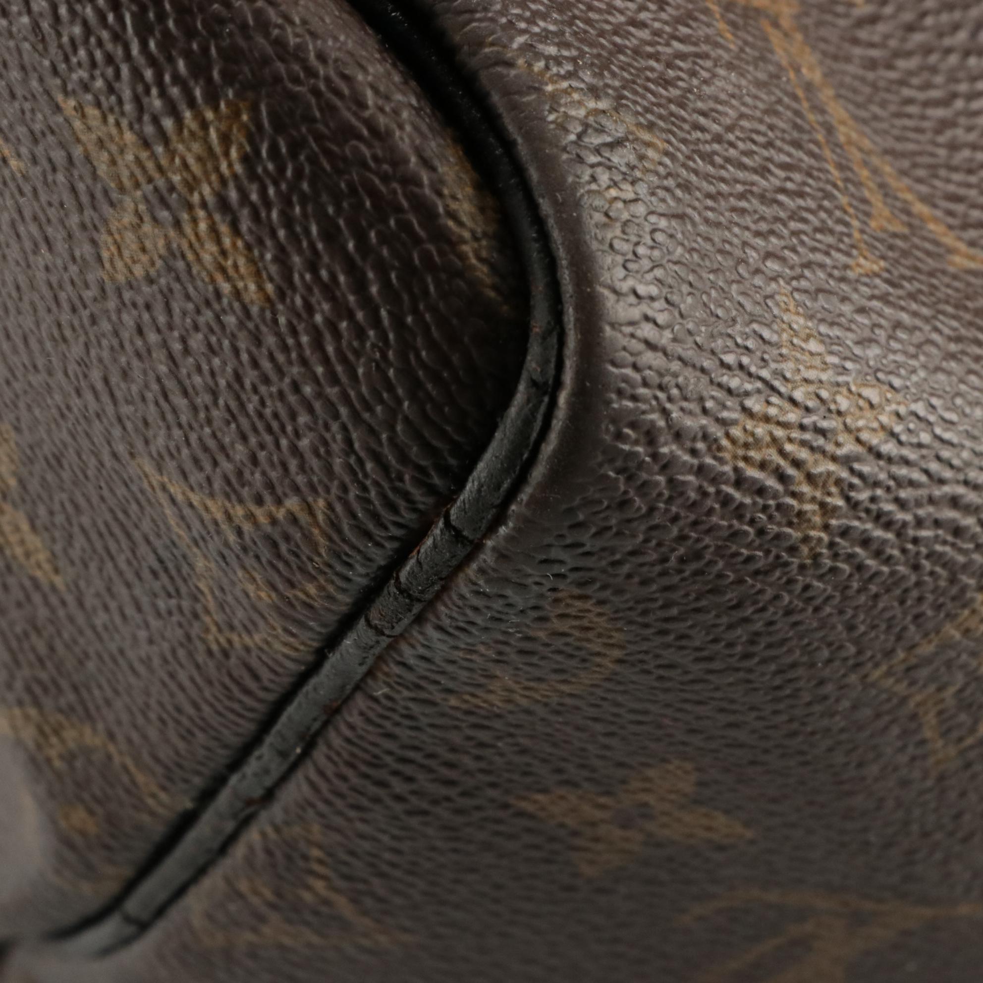 Louis Vuitton Keepall Bandoulière 55 Duffel Bag in Monogram Canvas and Leather