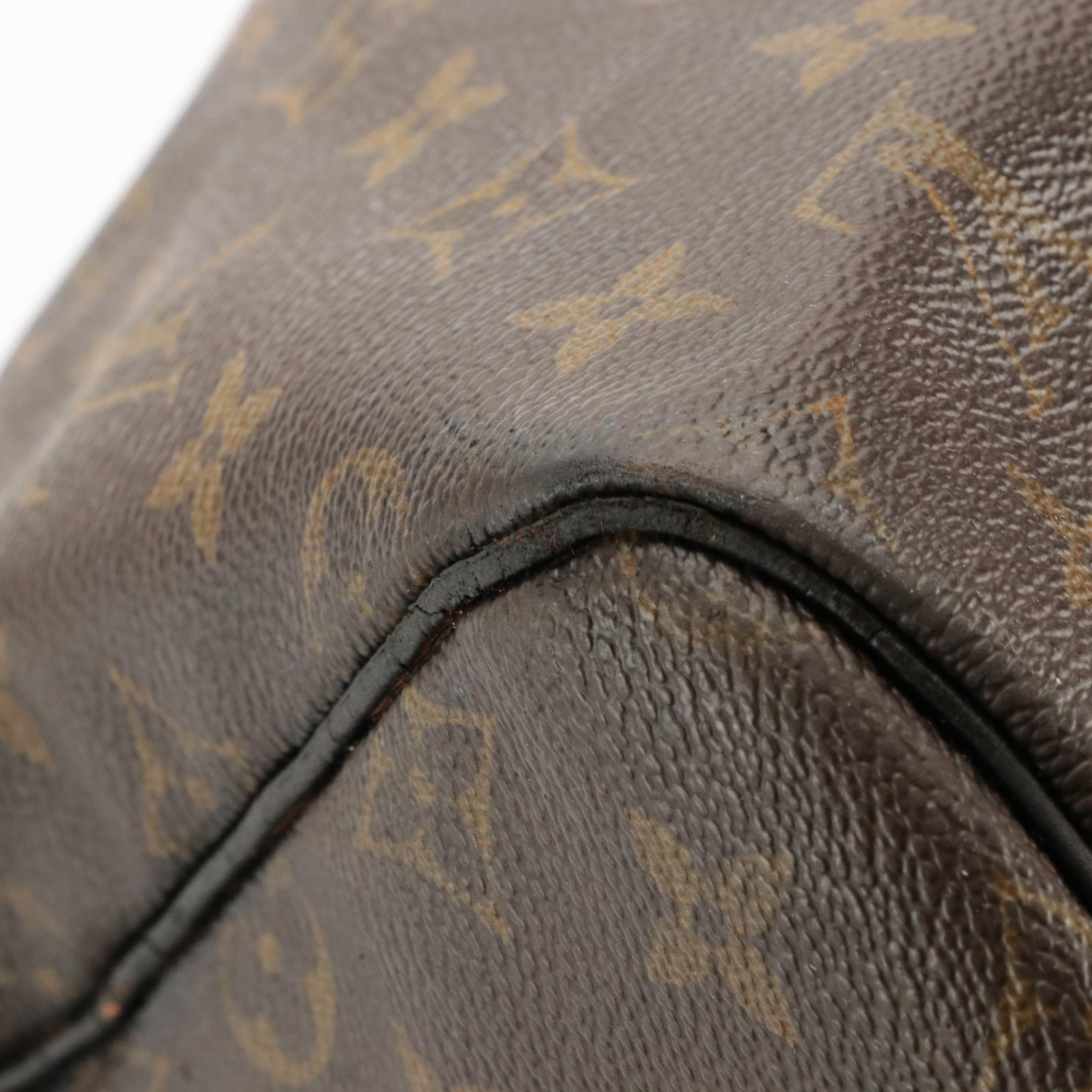 Louis Vuitton Keepall Bandoulière 55 Duffel Bag in Monogram Canvas and Leather
