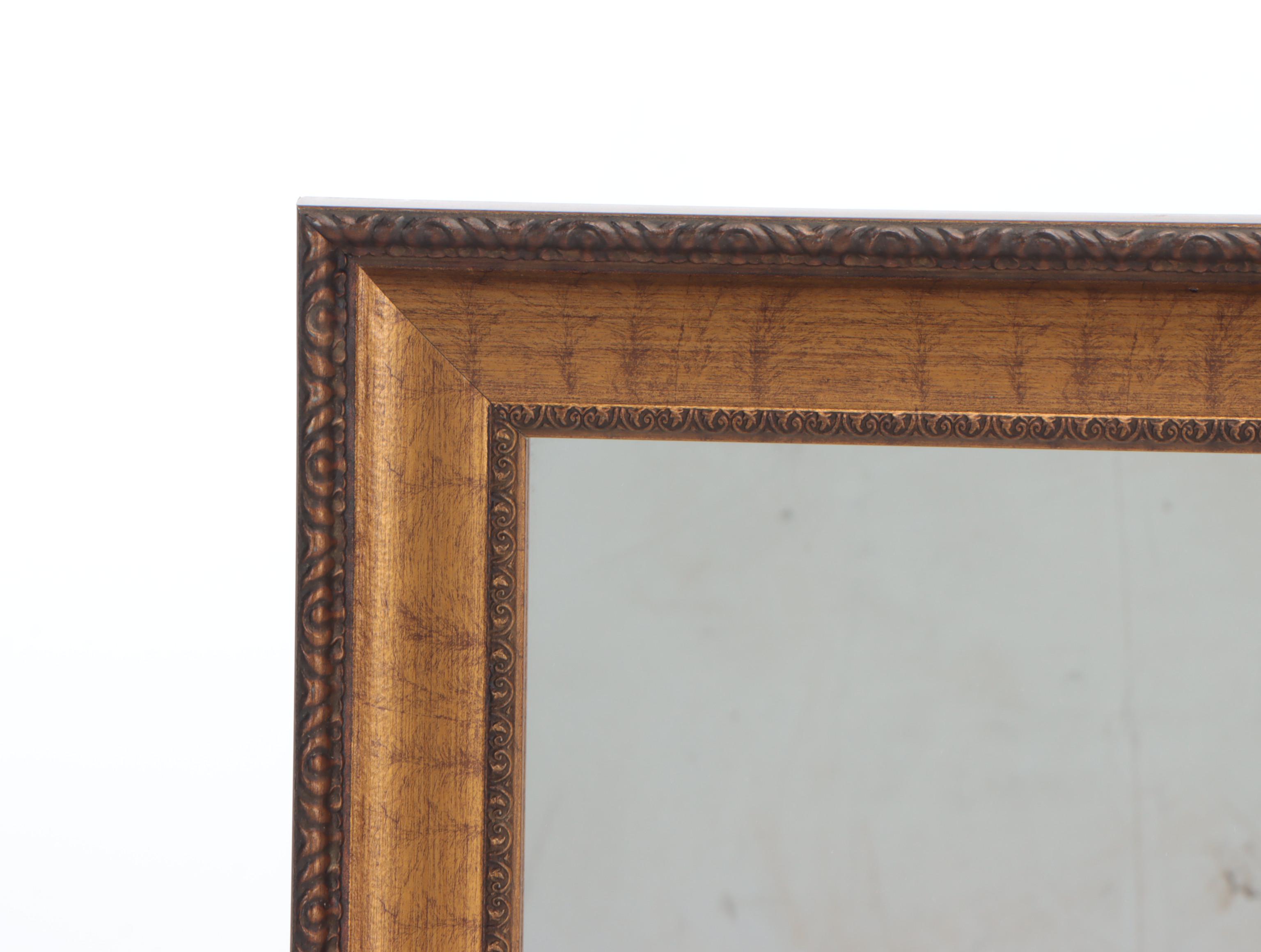 Marbleized Spiral Baluster Form Lamp With Easel Back Picture Frame