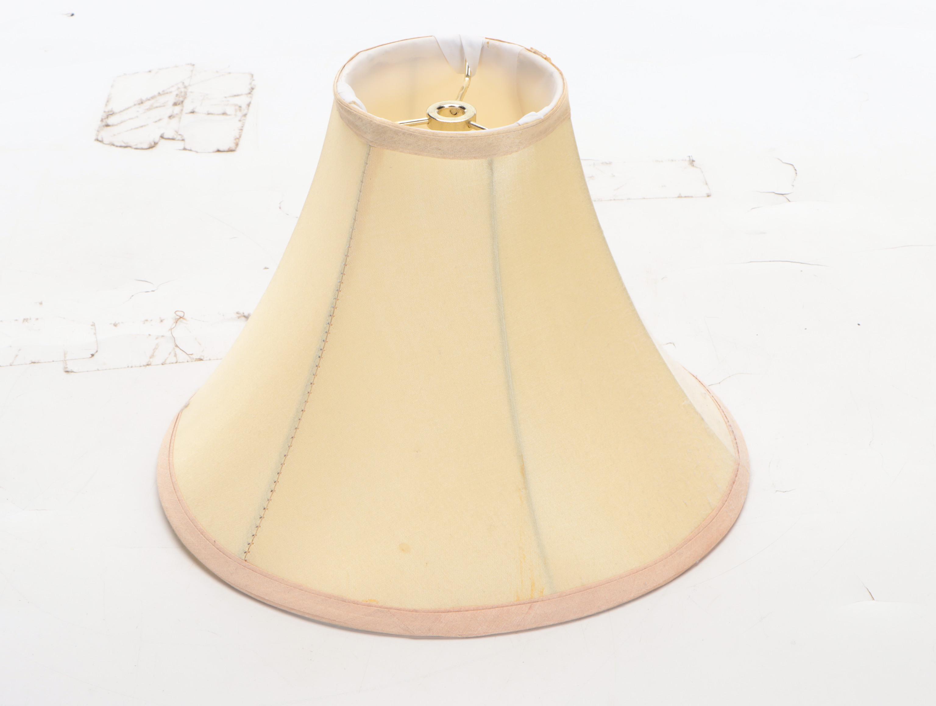 Marbleized Spiral Baluster Form Lamp With Easel Back Picture Frame