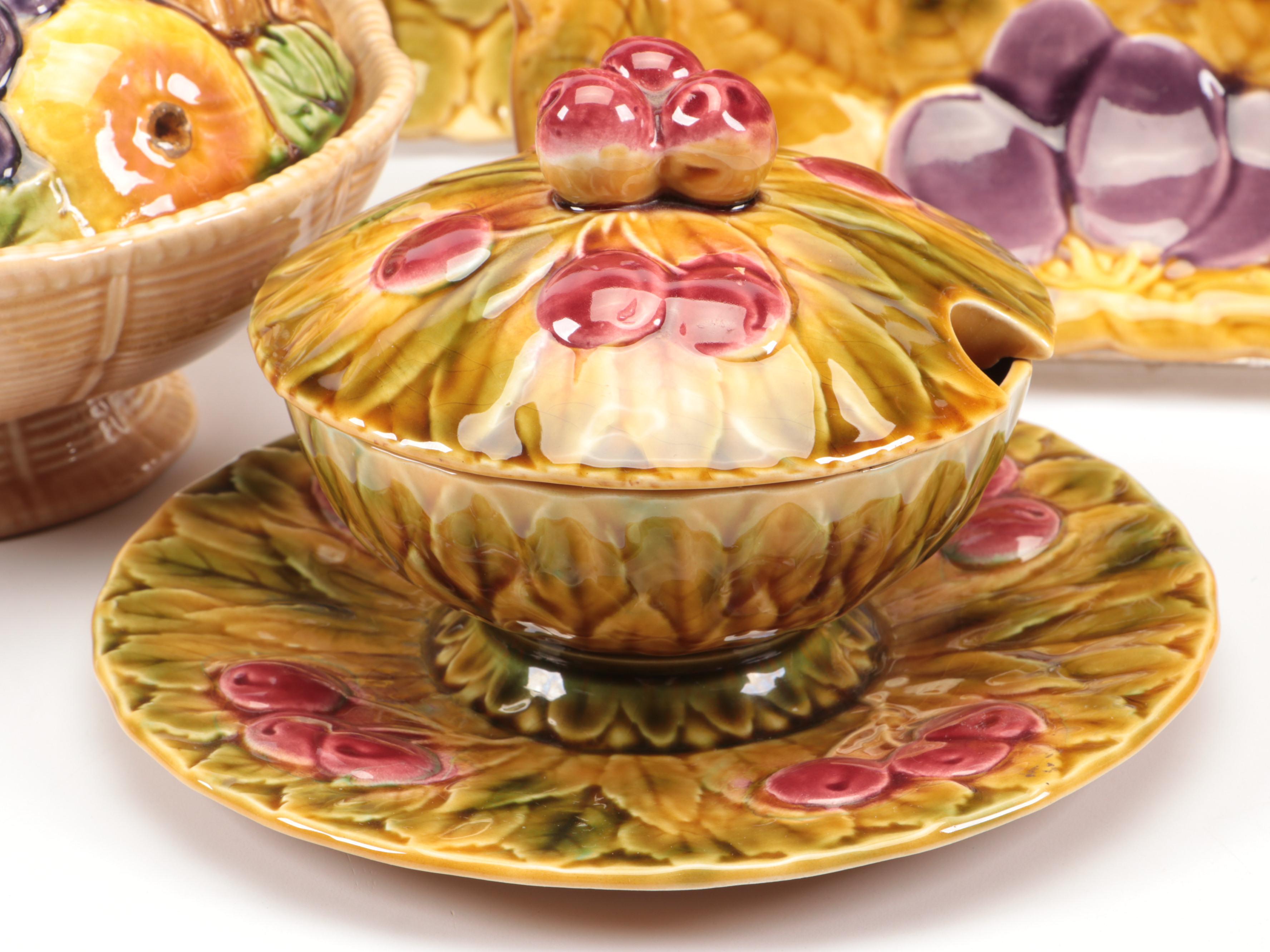 French Sarreguemines Faïence Earthenware Fruit Motif Serveware, Mid-20th Century