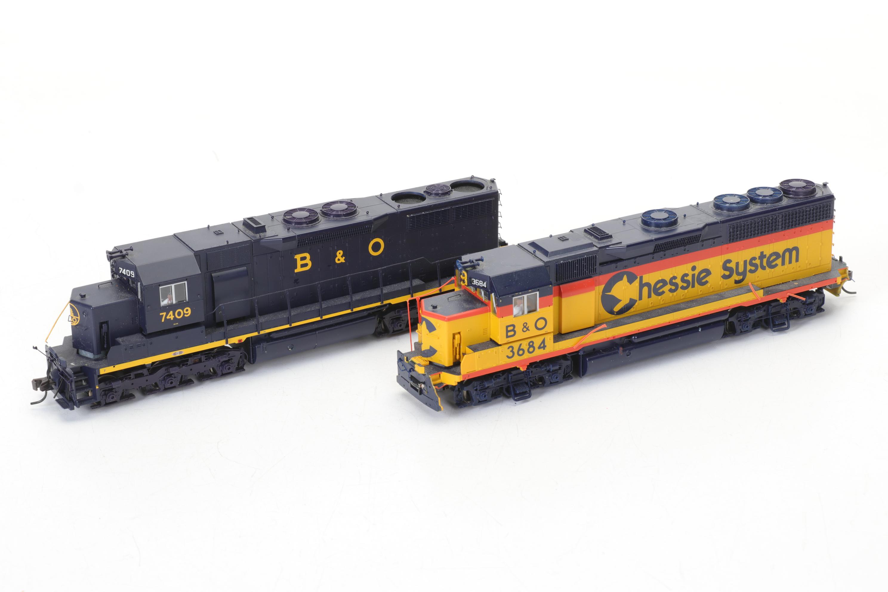 HO Scale Electric Toy Train Car Collection