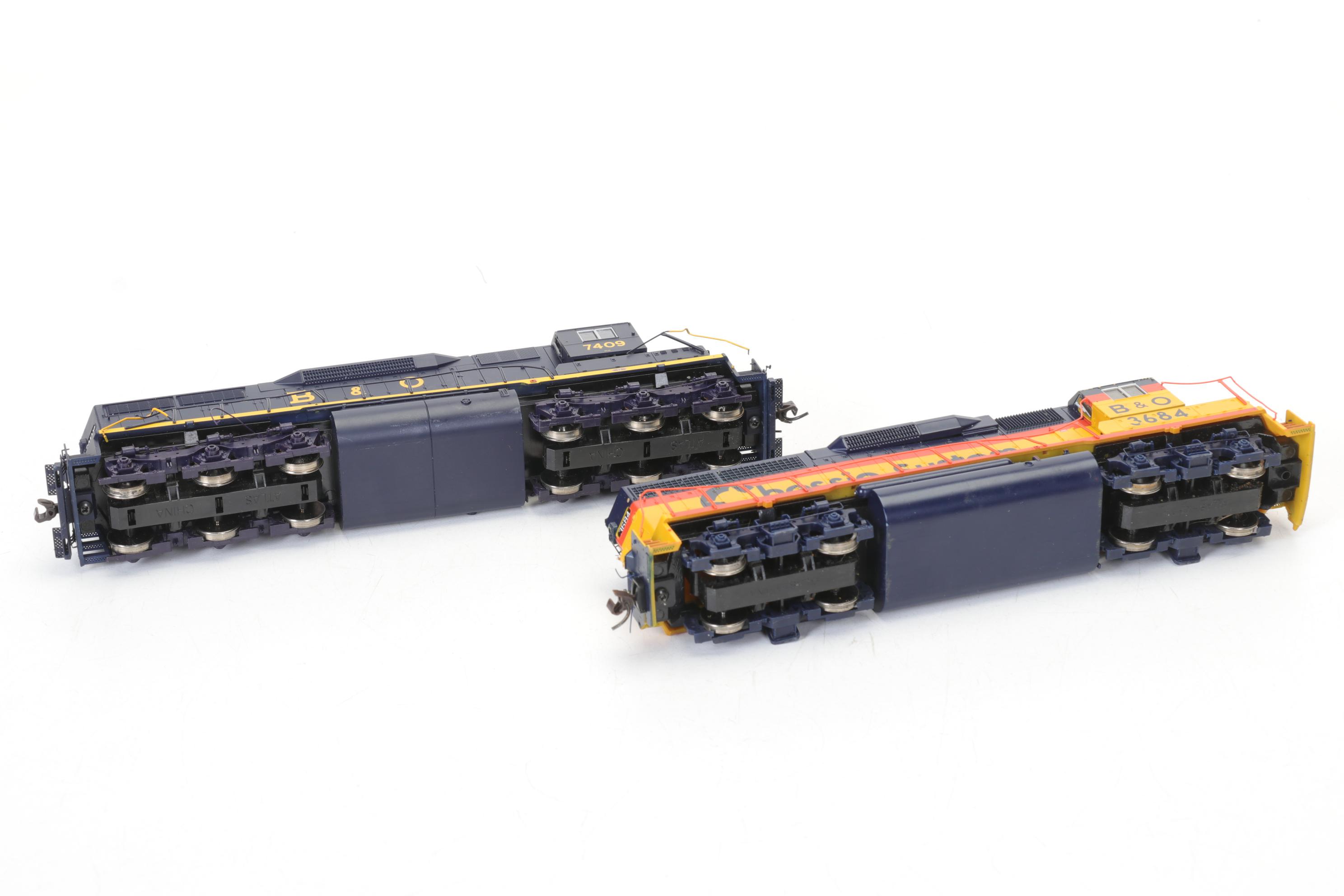 HO Scale Electric Toy Train Car Collection