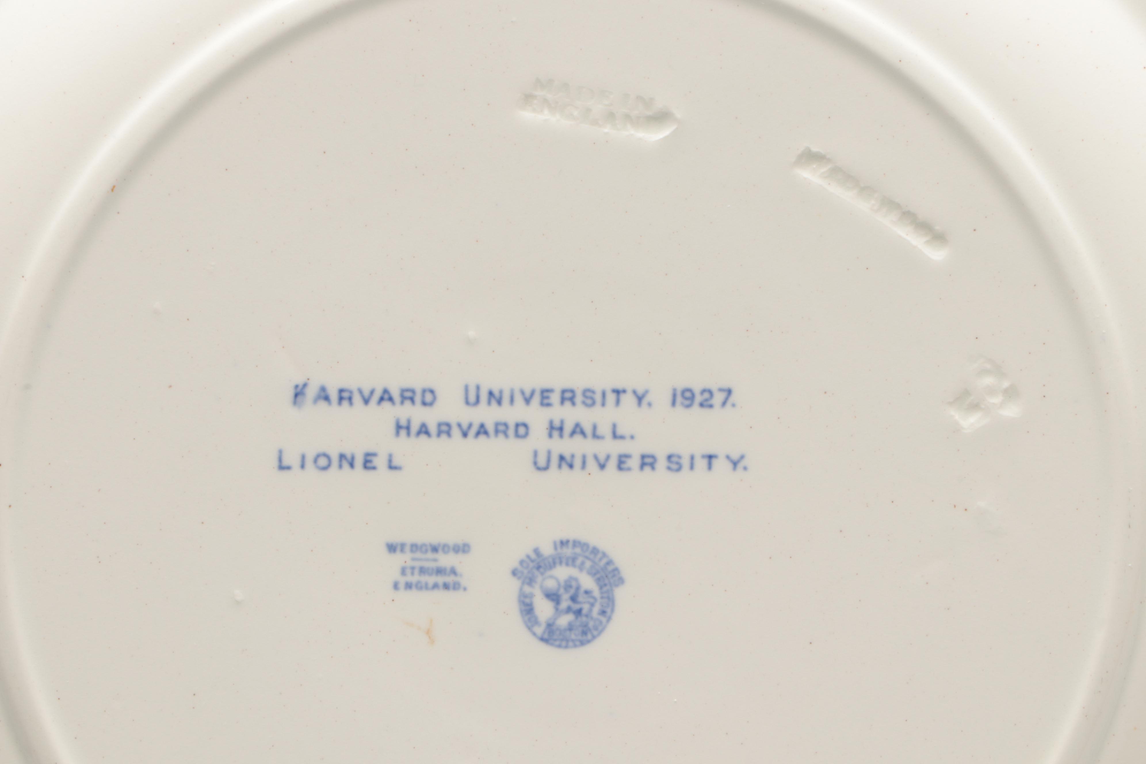 Set of 12 Wedgwood Harvard University Transferware Plates, Early 20th Century