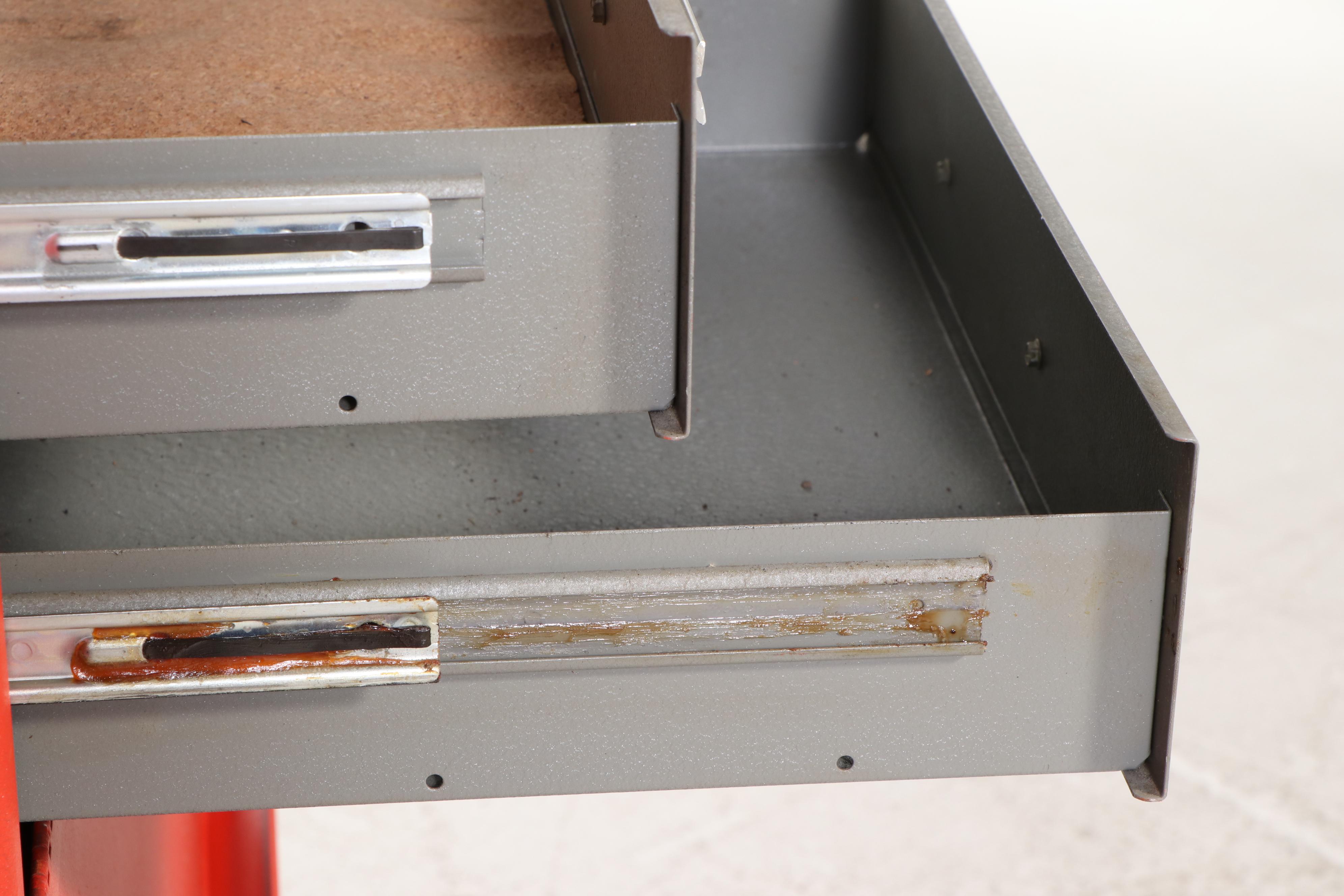 Kennedy Manufacturing Co. Painted Steel Tool Cart