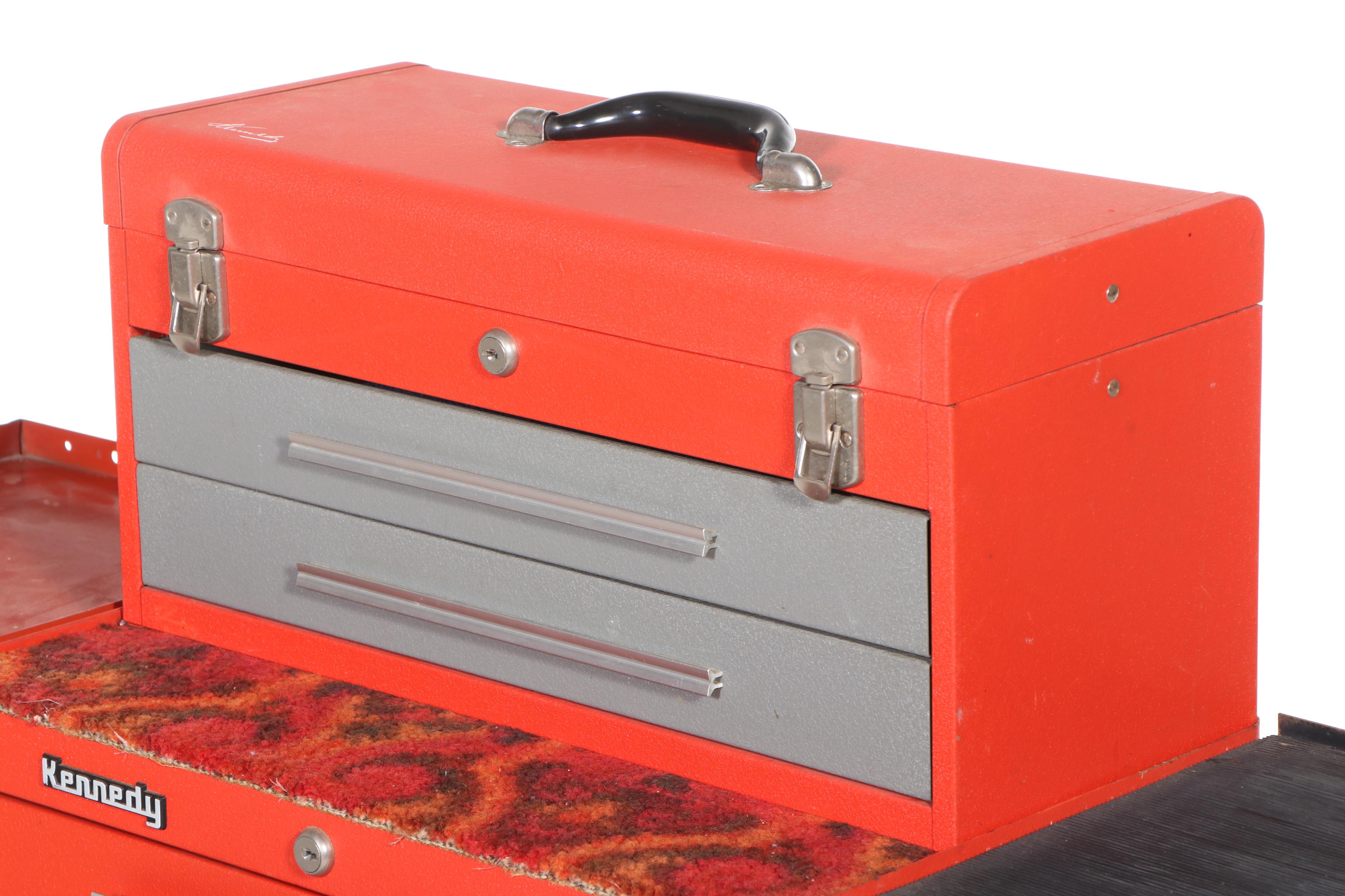 Kennedy Manufacturing Co. Painted Steel Tool Cart