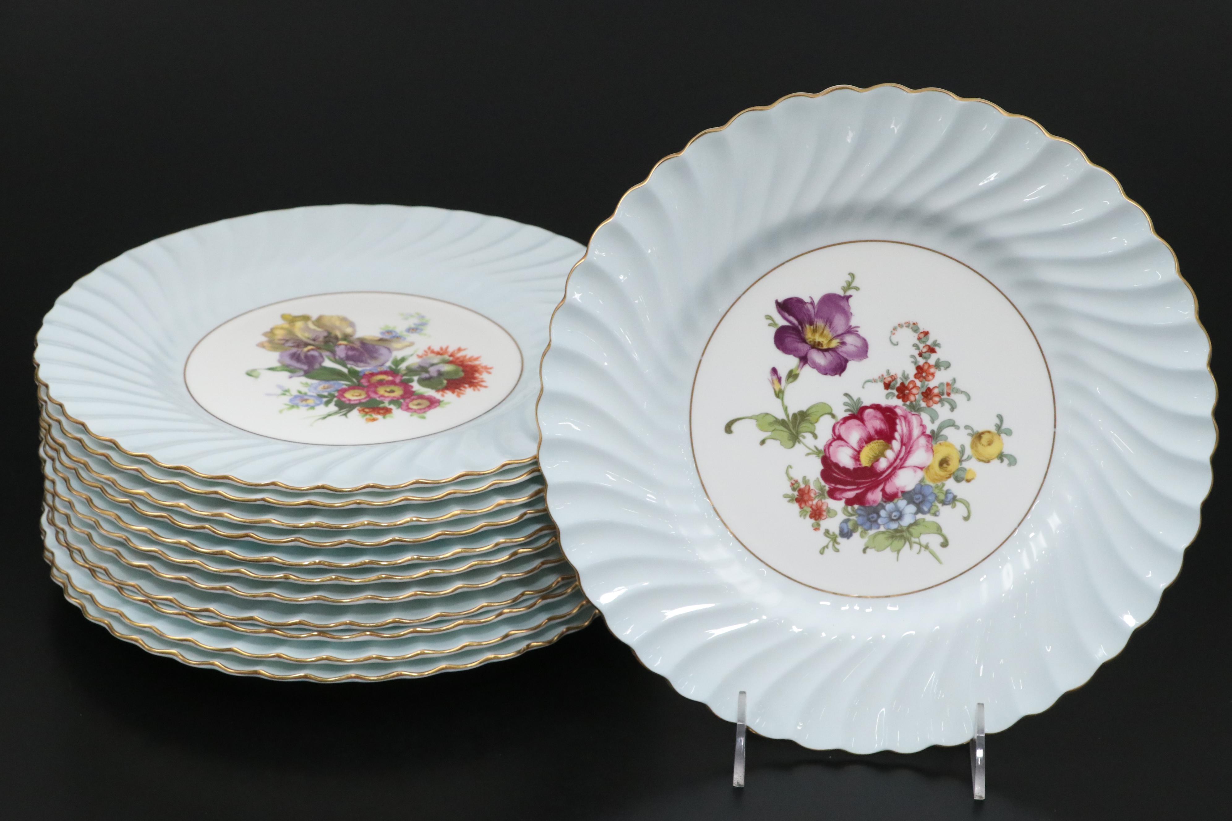 Minton Bone China Blue Swirl Rim Floral Pattern Dinner Plates, 1912-1950