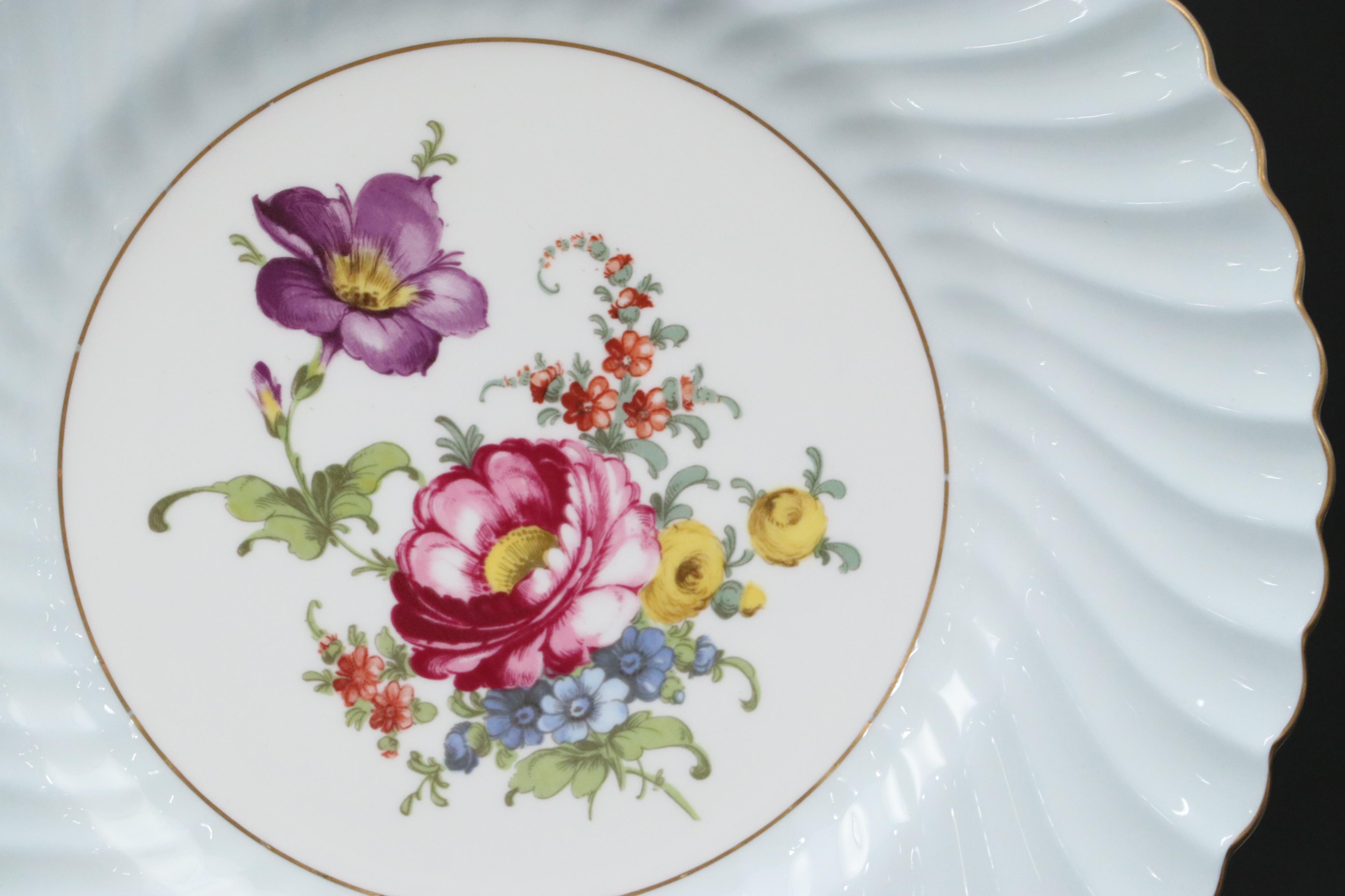 Minton Bone China Blue Swirl Rim Floral Pattern Dinner Plates, 1912-1950