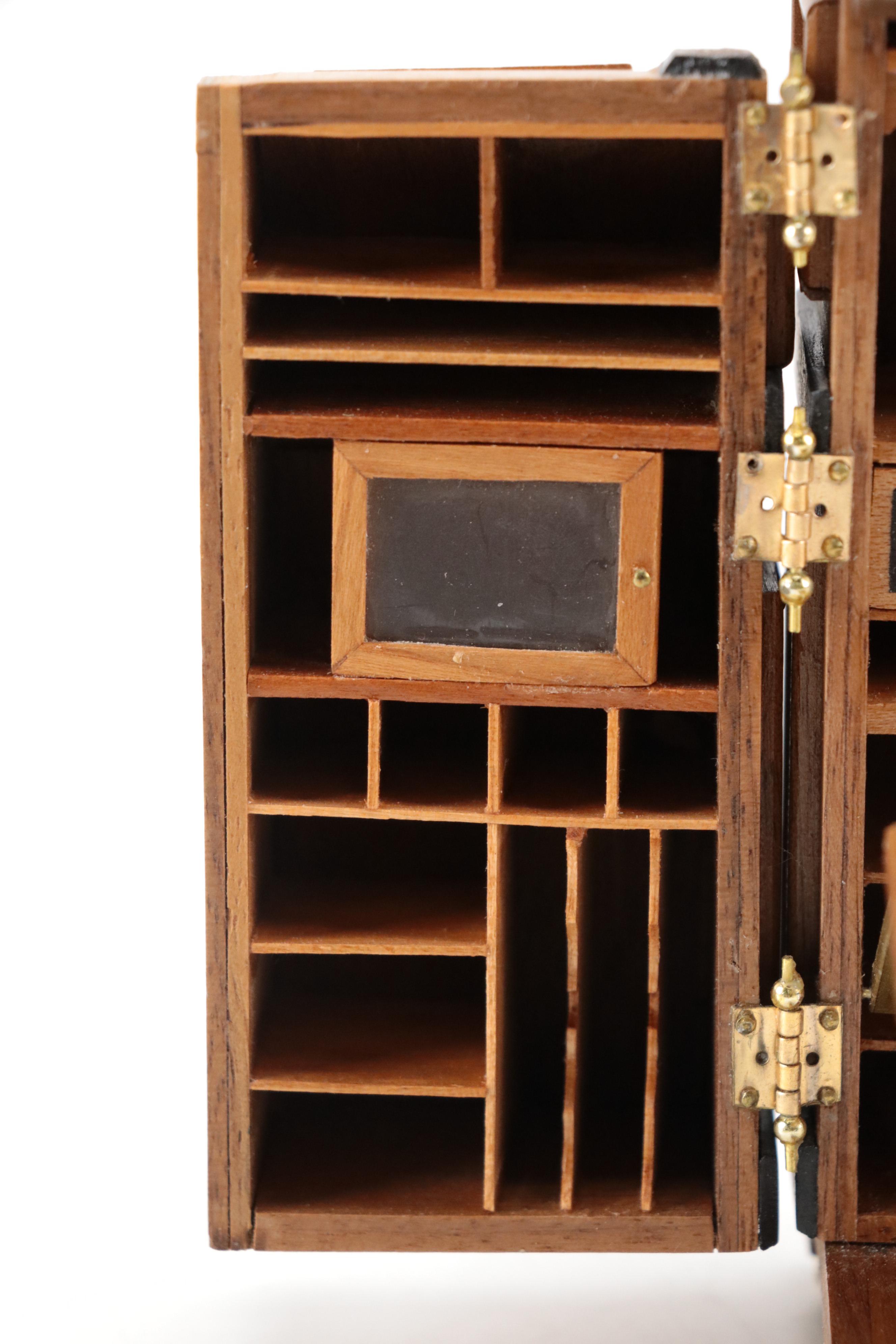 Miniature Victorian Style Wooden Wooten Desk