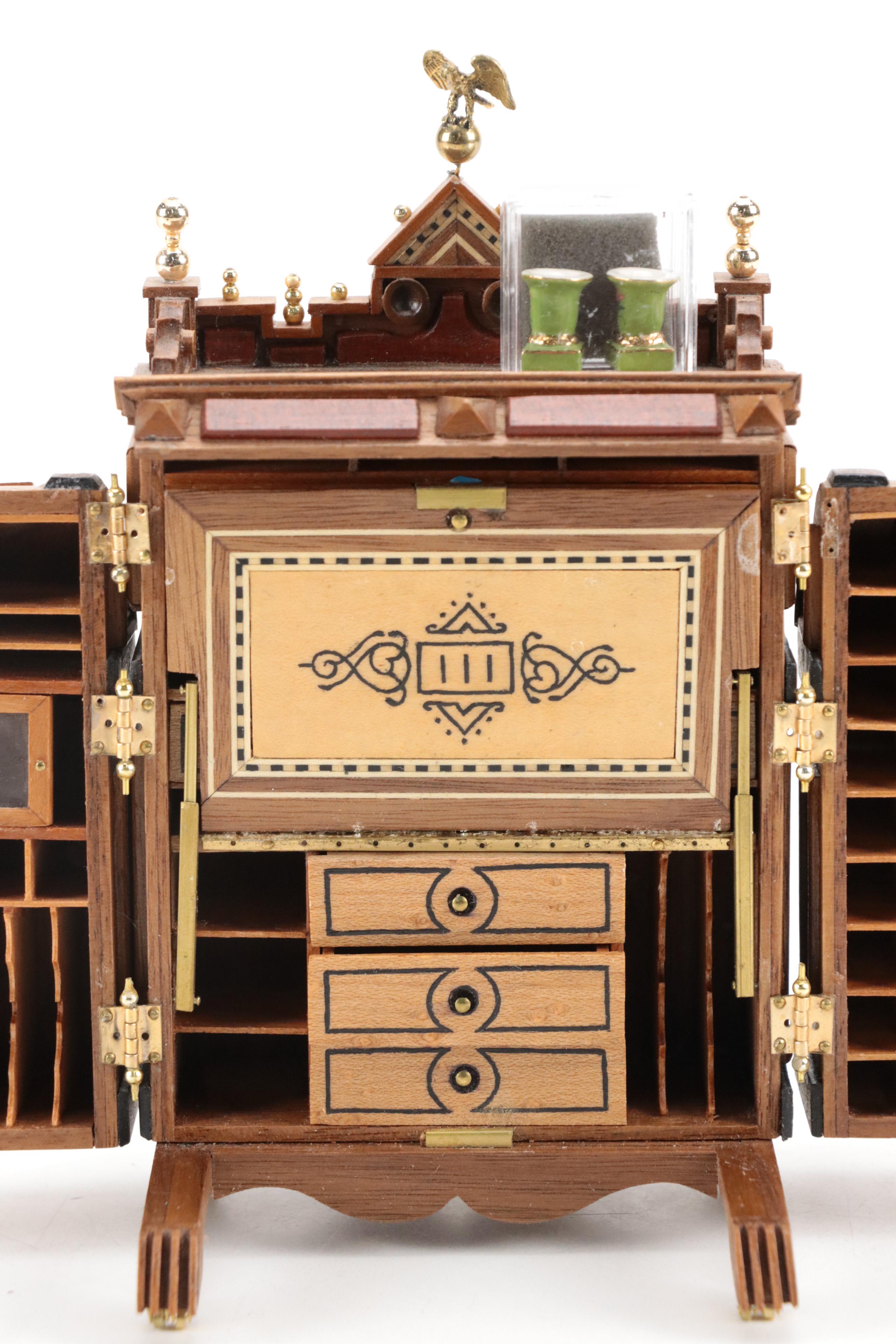 Miniature Victorian Style Wooden Wooten Desk