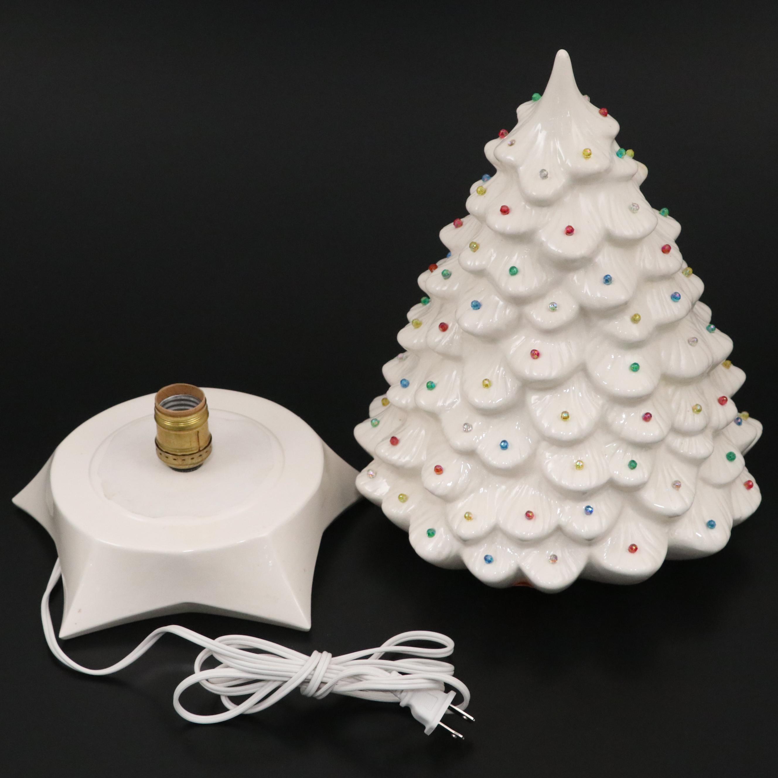 Holland Mold Illuminated Ceramic Christmas Tree Lamp
